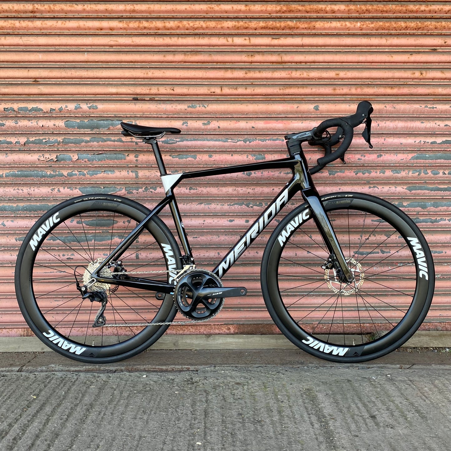 Merida Scultura Limited Shimano 105 Carbon Disc Road Bike - M 54cm