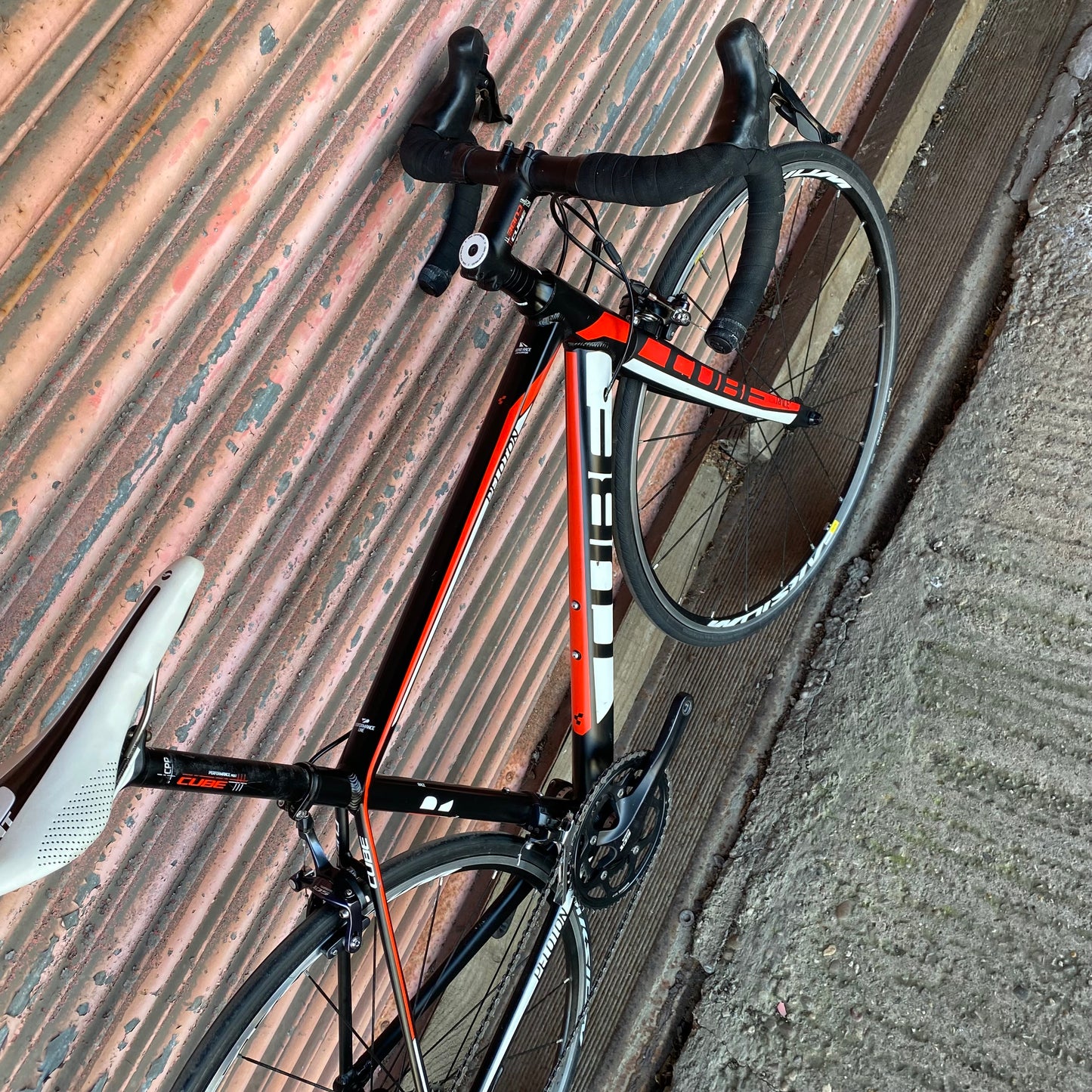 Cube Peloton Aluminium Shimano 105 Road Bike - 53cm