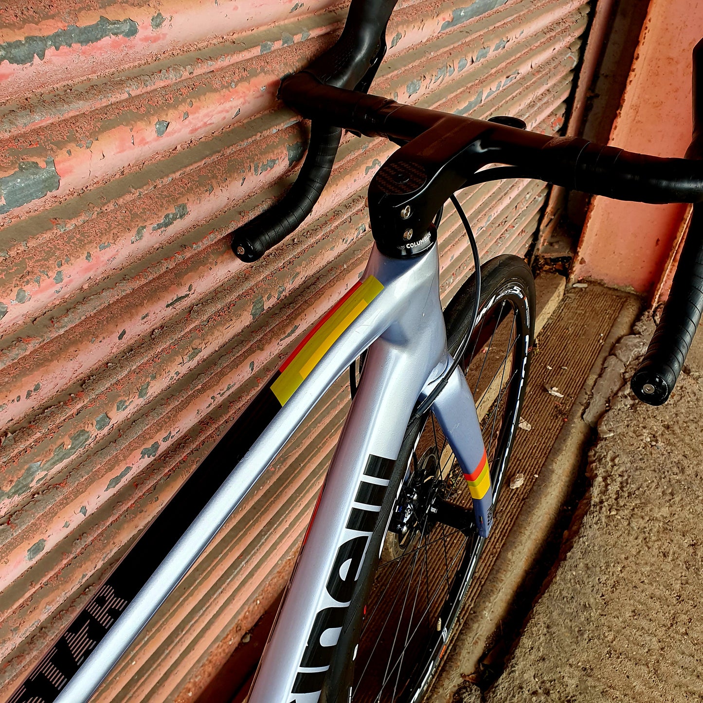 Cinelli Superstar Ultegra Carbon Disc Road Bike - 54cm
