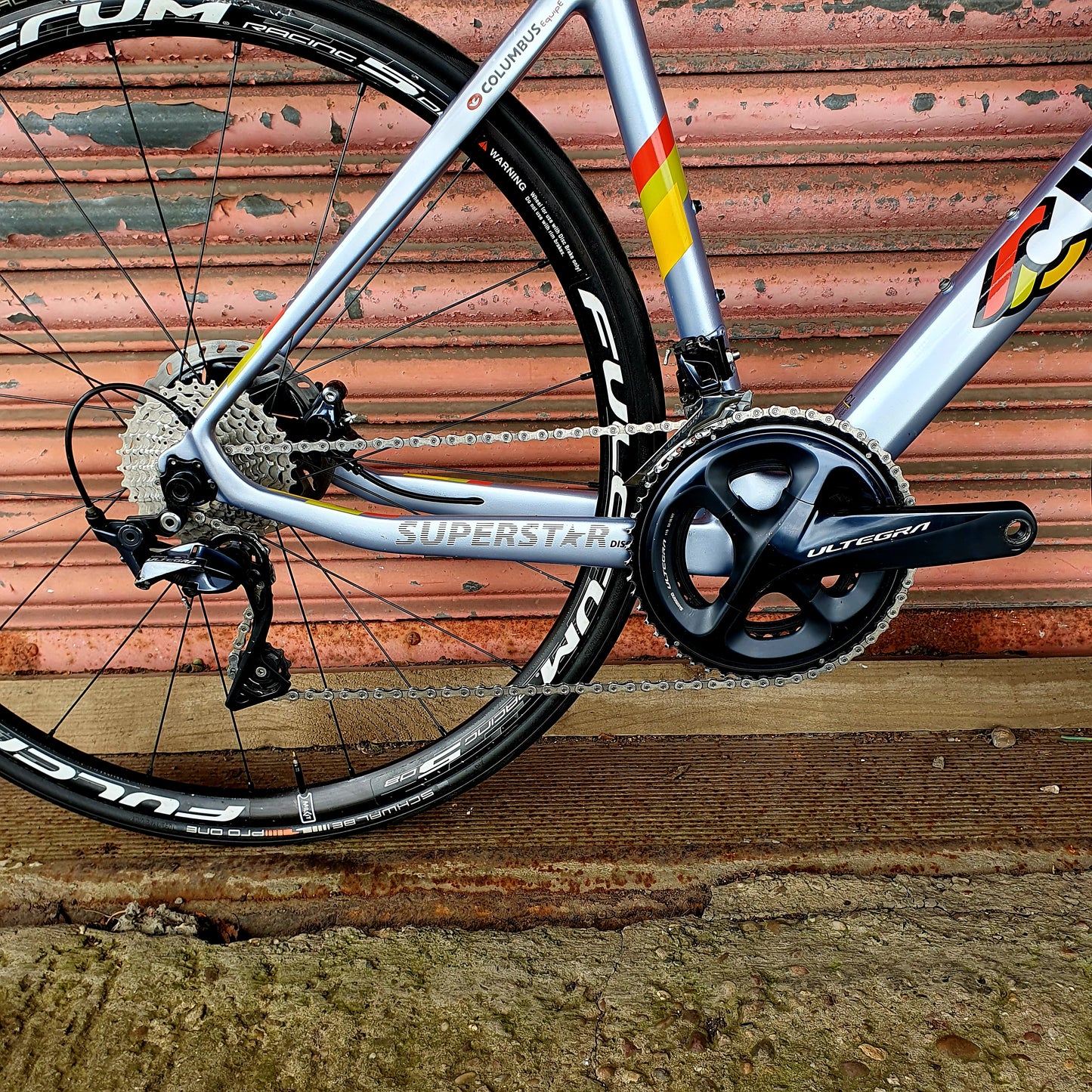 Cinelli Superstar Ultegra Carbon Disc Road Bike - 54cm