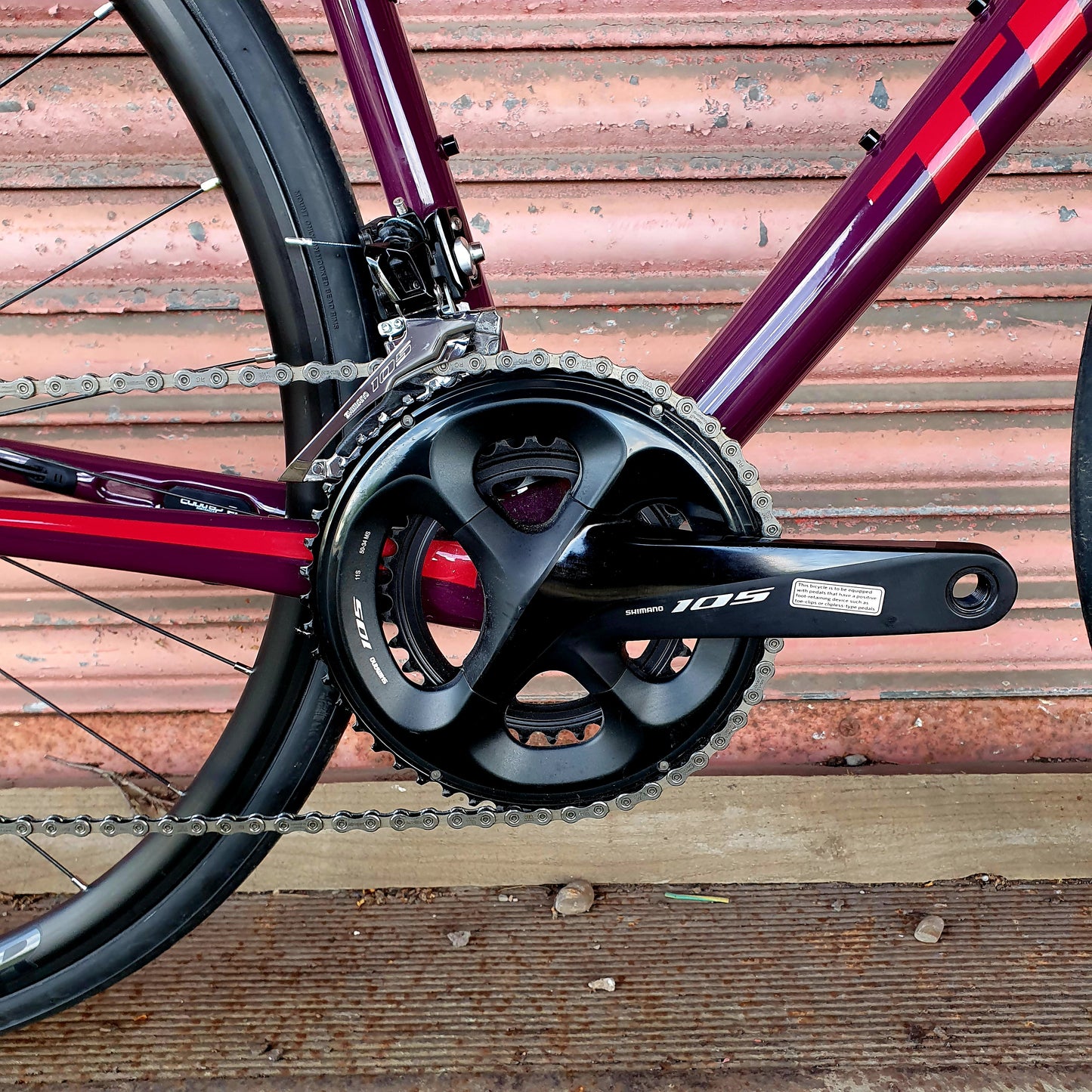 Trek Emonda SL5 Shimano 105 Carbon Disc Road Bike - 54cm