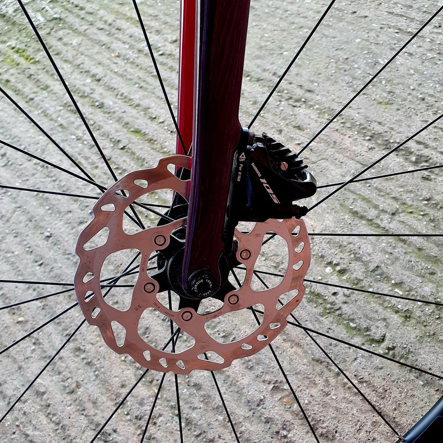 Trek Emonda SL5 Shimano 105 Carbon Disc Road Bike - 54cm