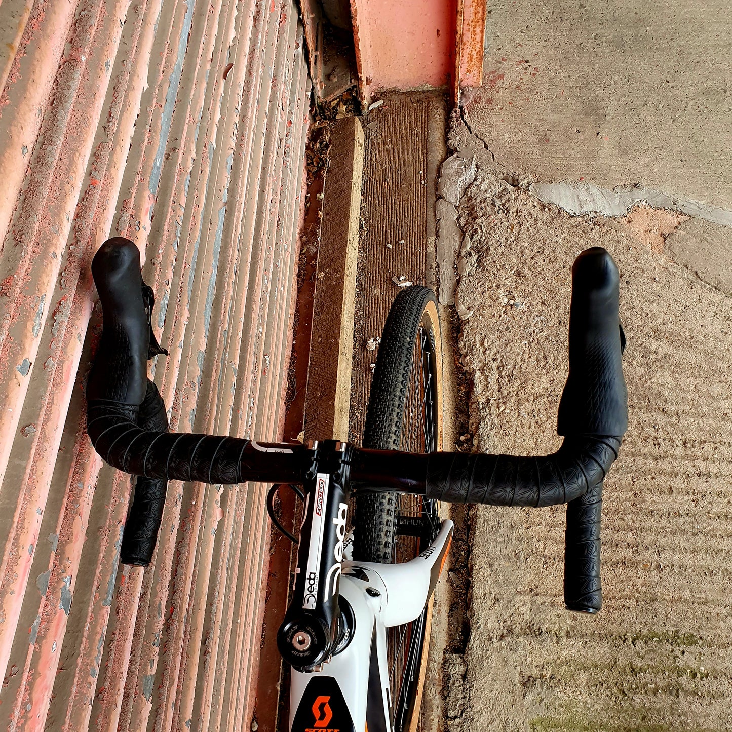 Scott Addict Gravel 20 Gravel Cyclocross Road Carbon Disc Bike - M 54cm