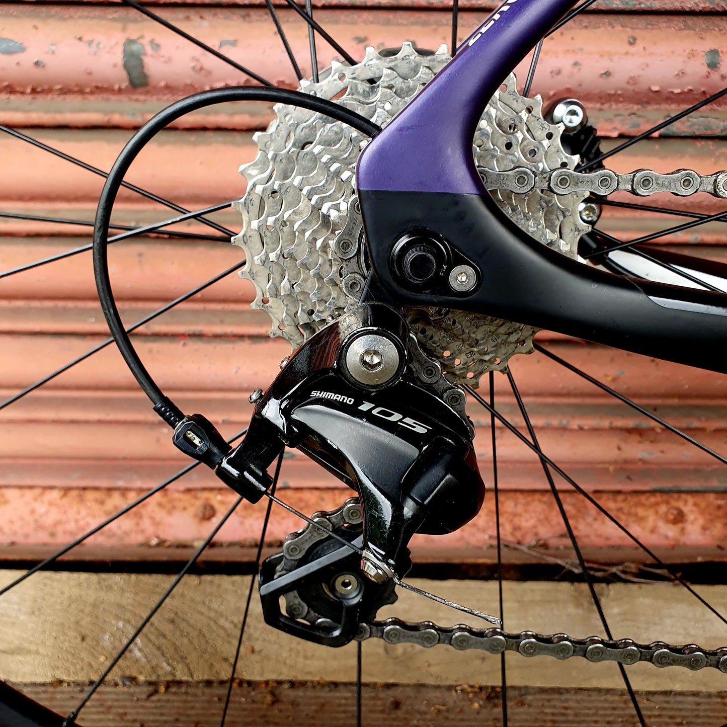 Genesis Zero Disc 105 11 speed Carbon Disc Road Bike - Small 52cm