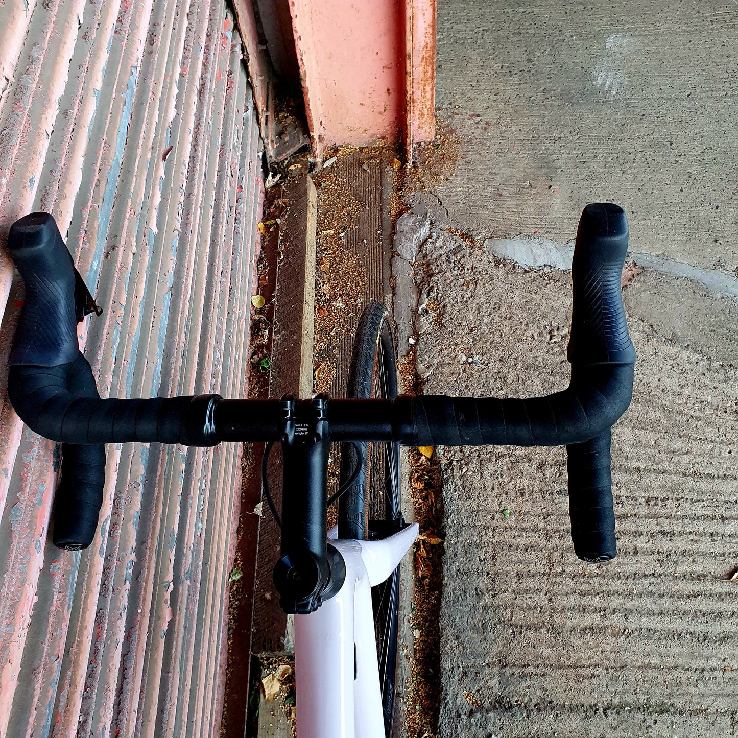 Specialized Aethos Comp Rival AXS Carbon Disc Road Bike - 58cm