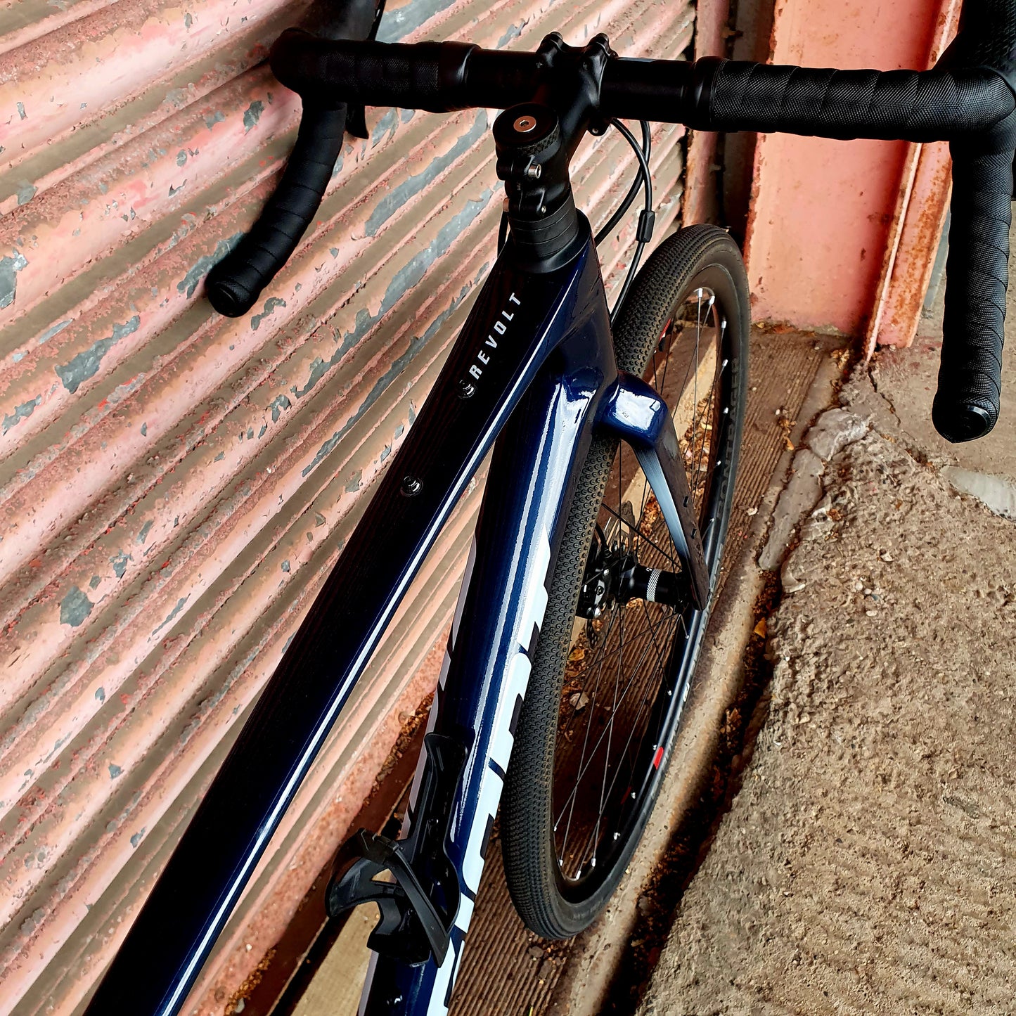 Giant Revolt Advanced Pro GRX Disc Carbon Gravel Road Bike - S 52cm
