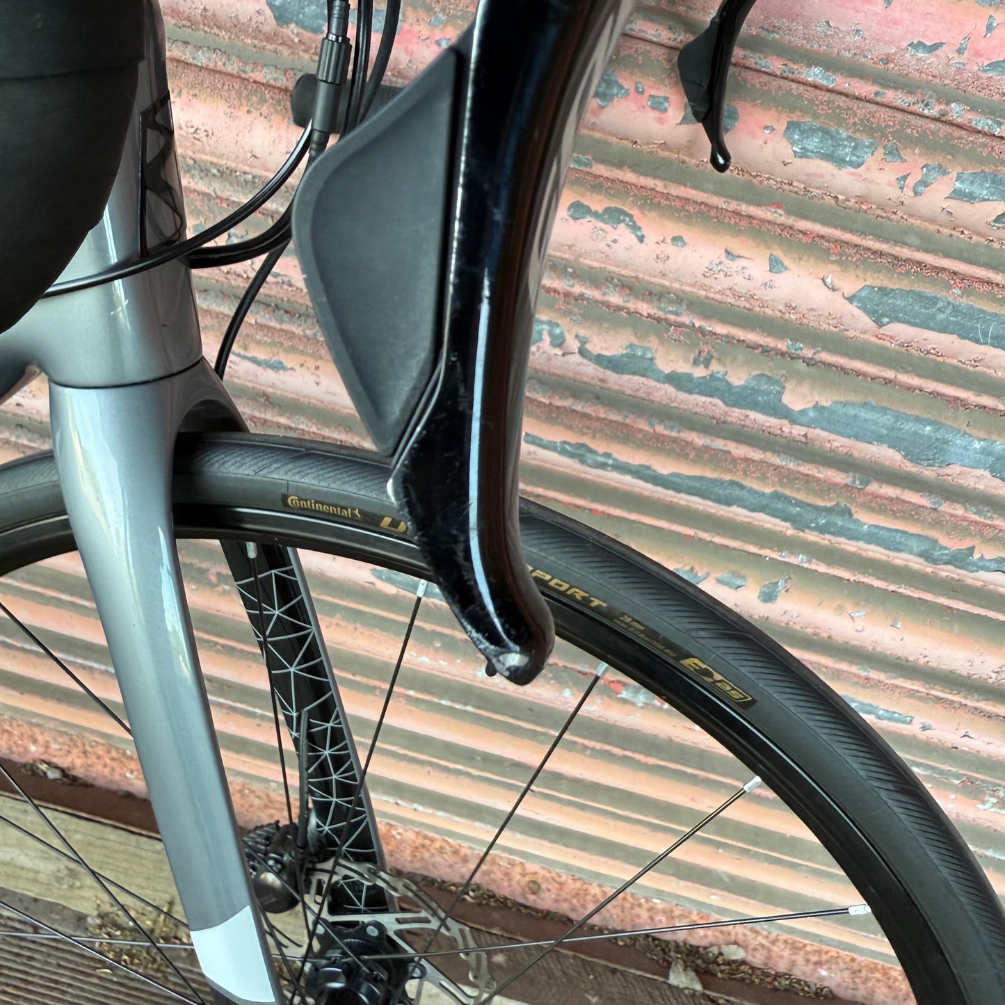 Ribble R872 Shimano 105 12 speed Carbon Disc Road Bike - 54cm