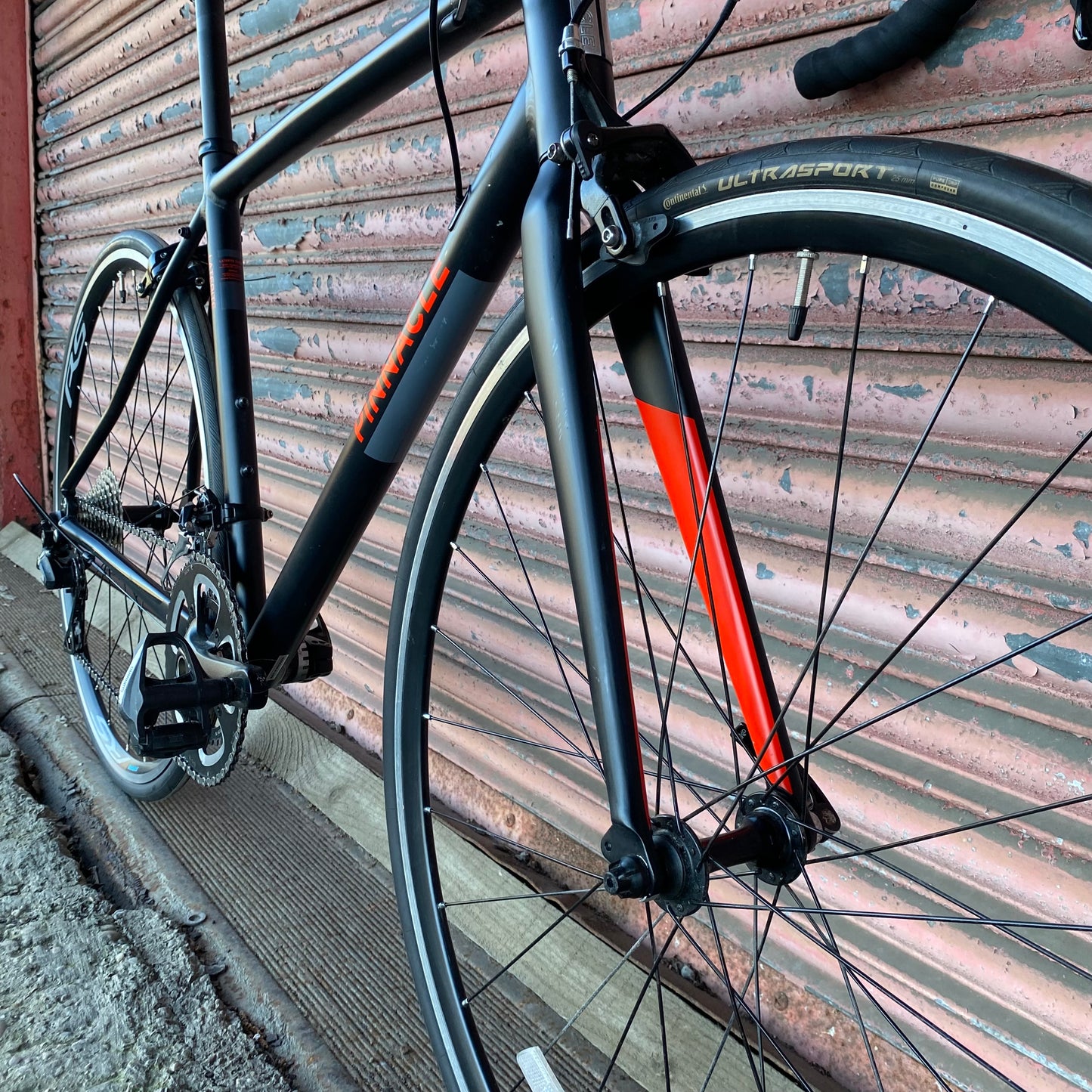 Pinnacle Laterite 105 Aluminium Road Bike - 54cm