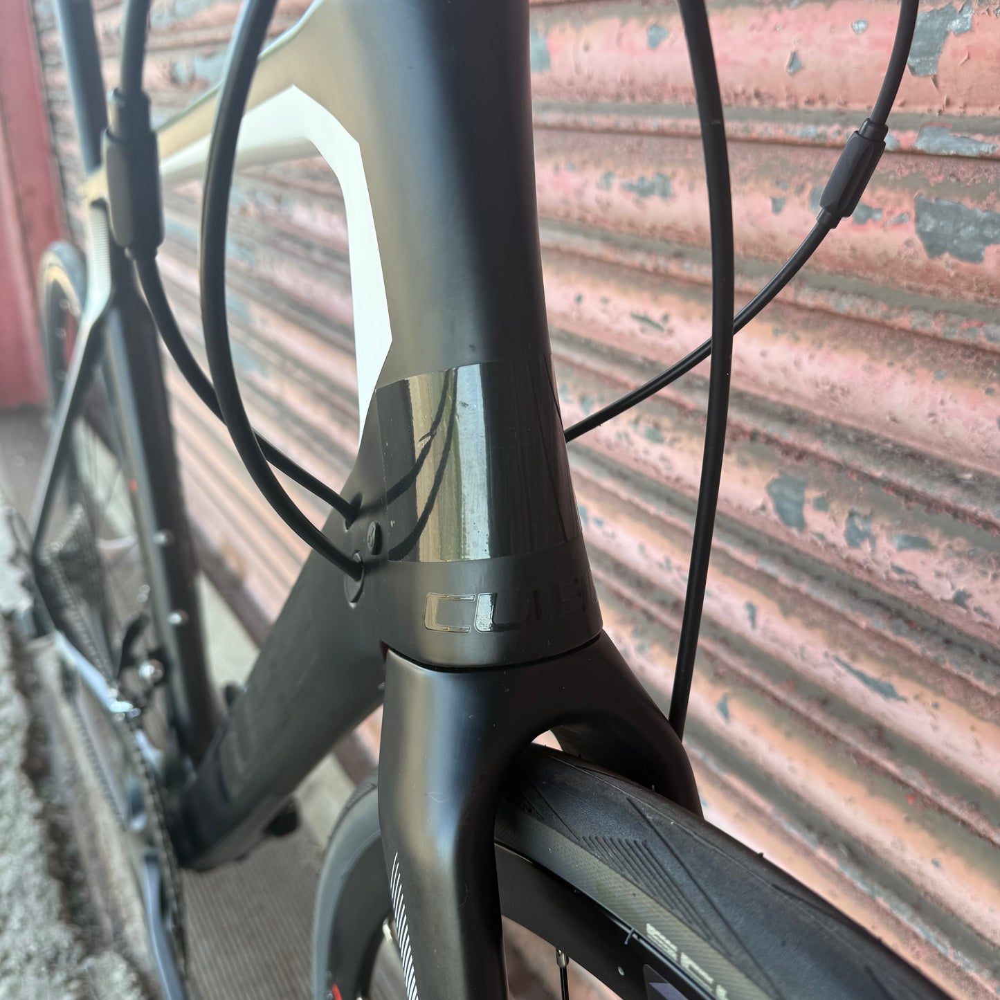 Cube Agree C:62 Shimano 105 Carbon Disc Road Bike - 58cm