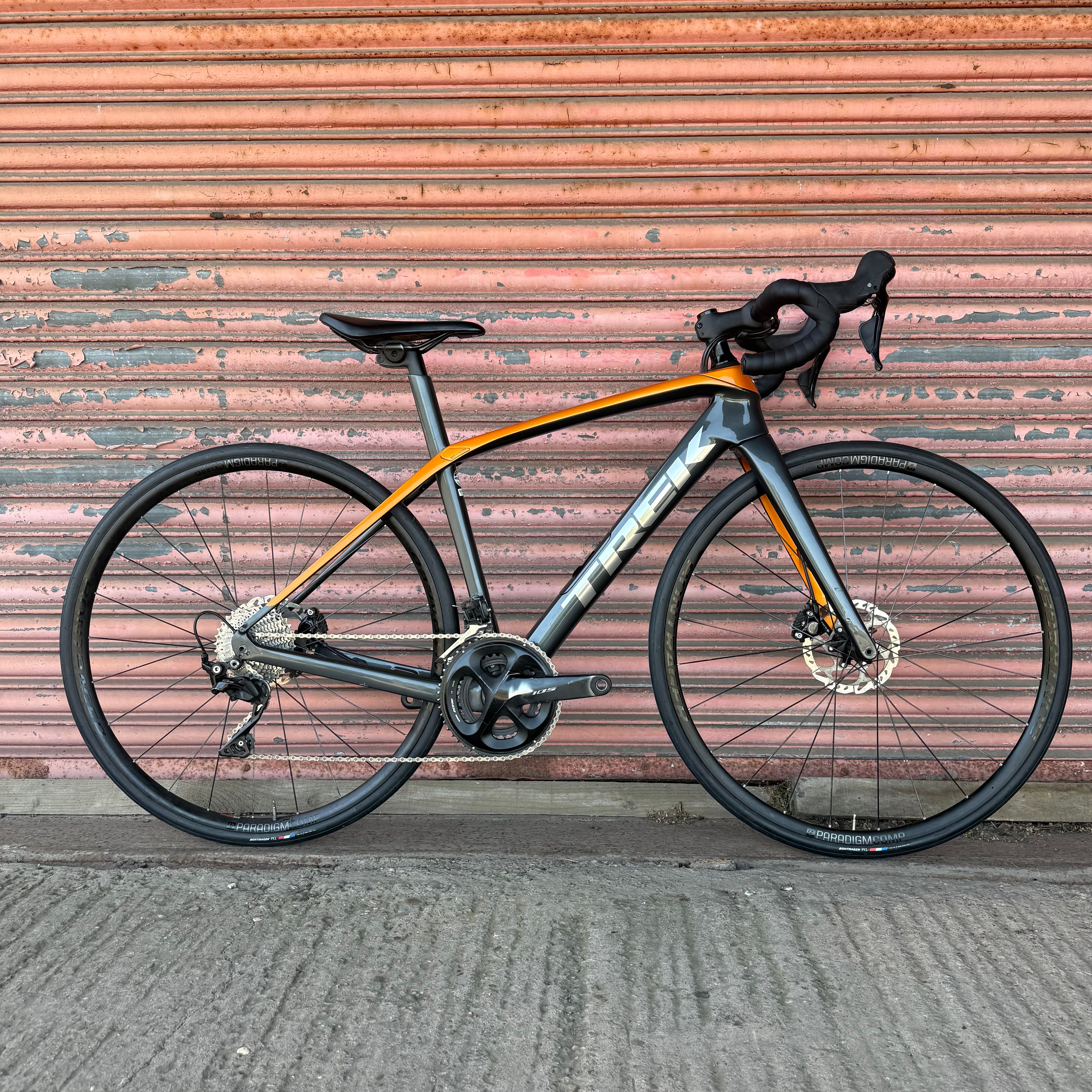Trek Domane SL5 Shimano 105 Carbon Disc Road Bike - 47cm – Broximo
