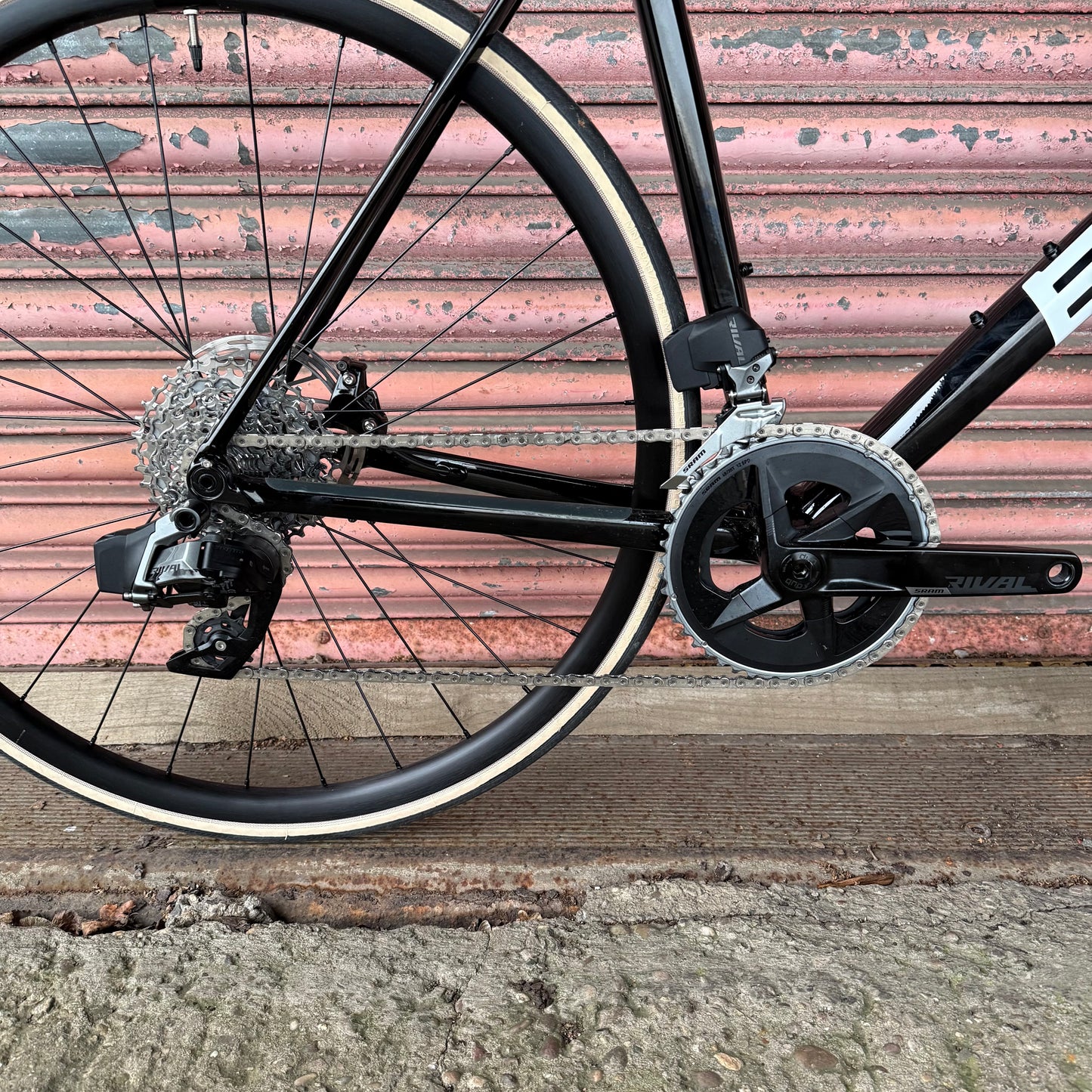 BMC Teammachine ALR One Rival AXS Carbon Disc Road Bike - 60cm