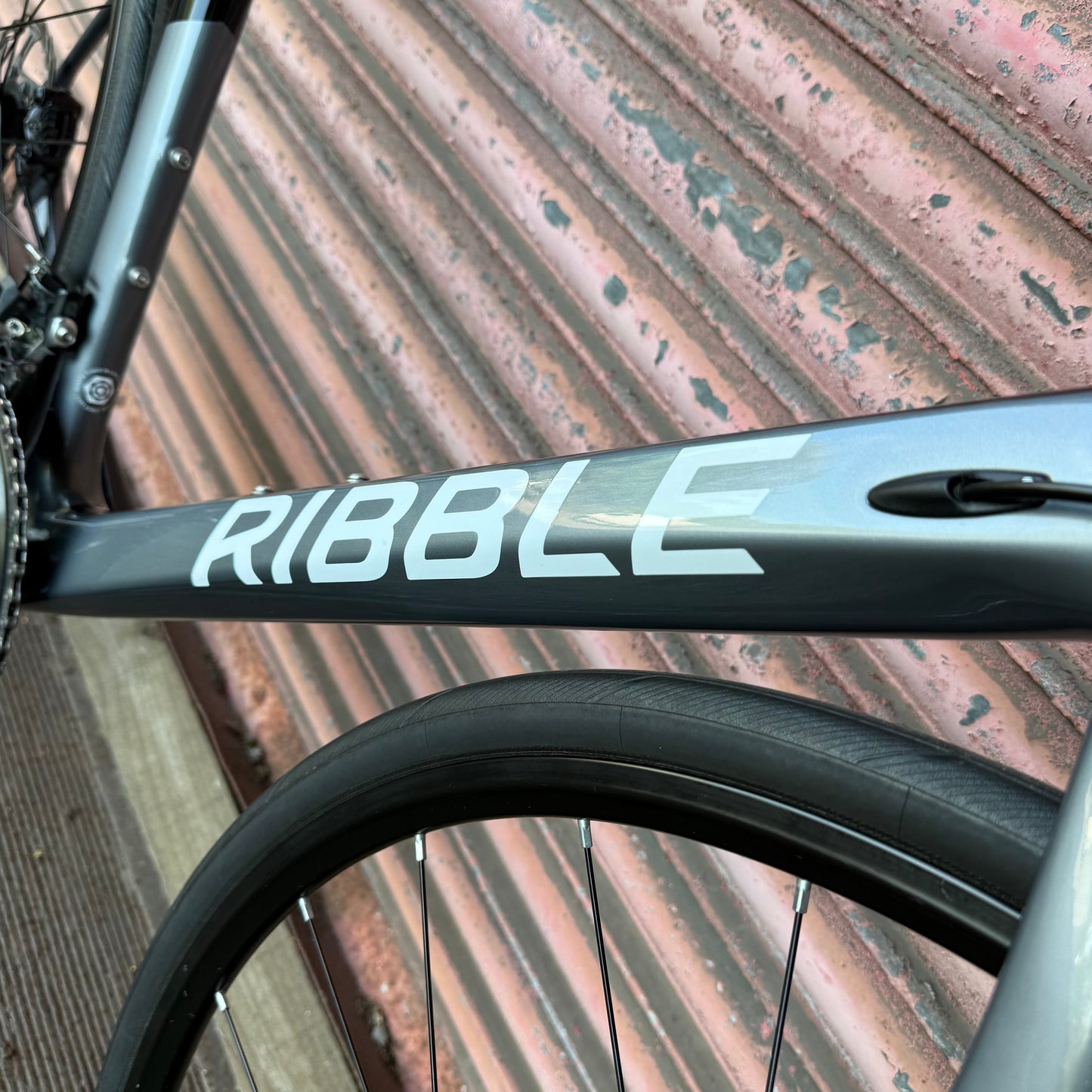 Ribble R872 Shimano 105 12 speed Carbon Disc Road Bike - 54cm