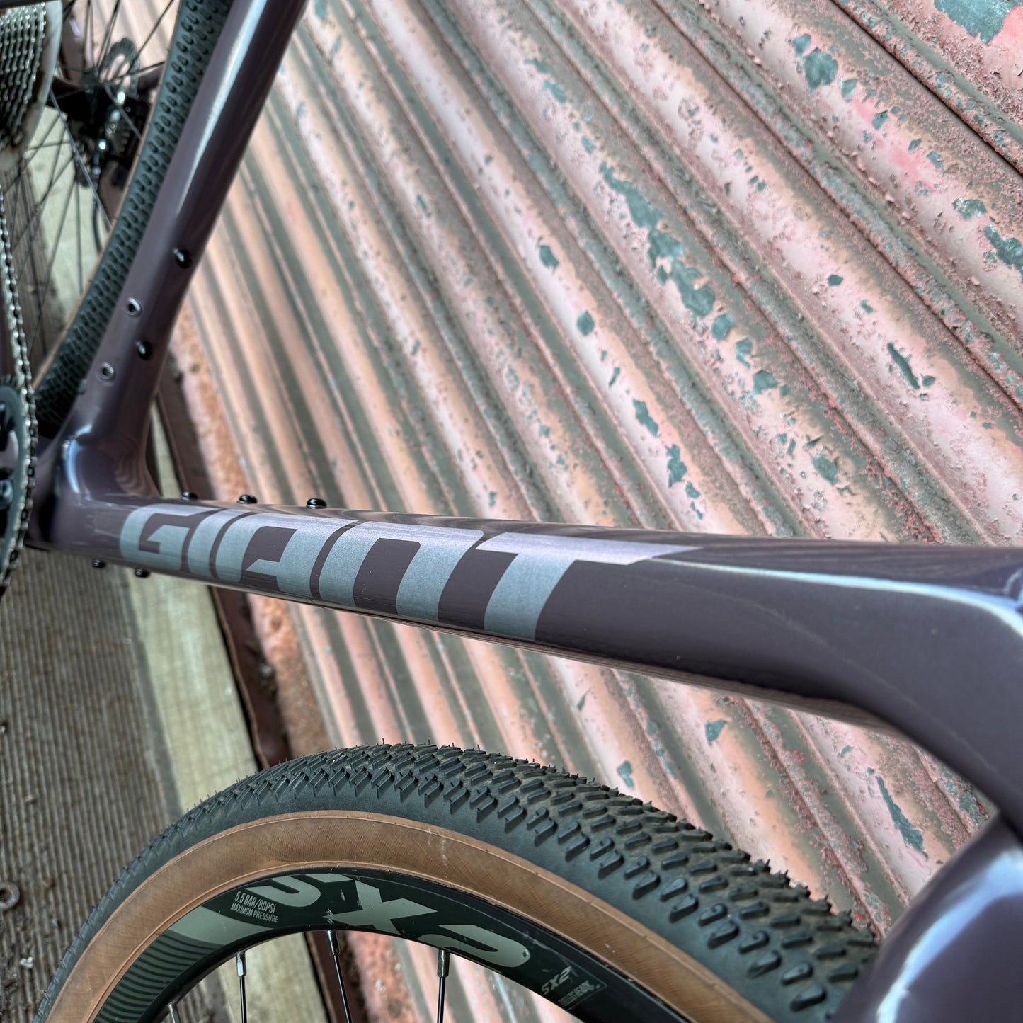 Giant Revolt Advanced Pro GRX Disc Carbon Gravel Road Bike - XL 60cm