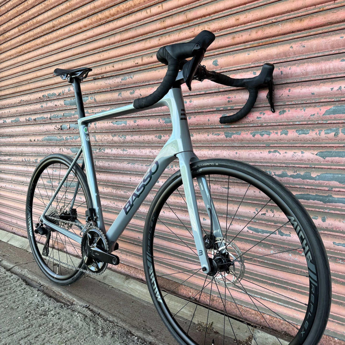 Basso Astra Shimano 105 Di2 Carbon Disc Road Bike - XL 58cm