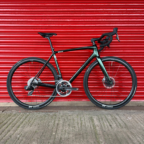 Merida Scultura 9000-E SRAM Red AXS Carbon Disc Road Bike - ML 56cm