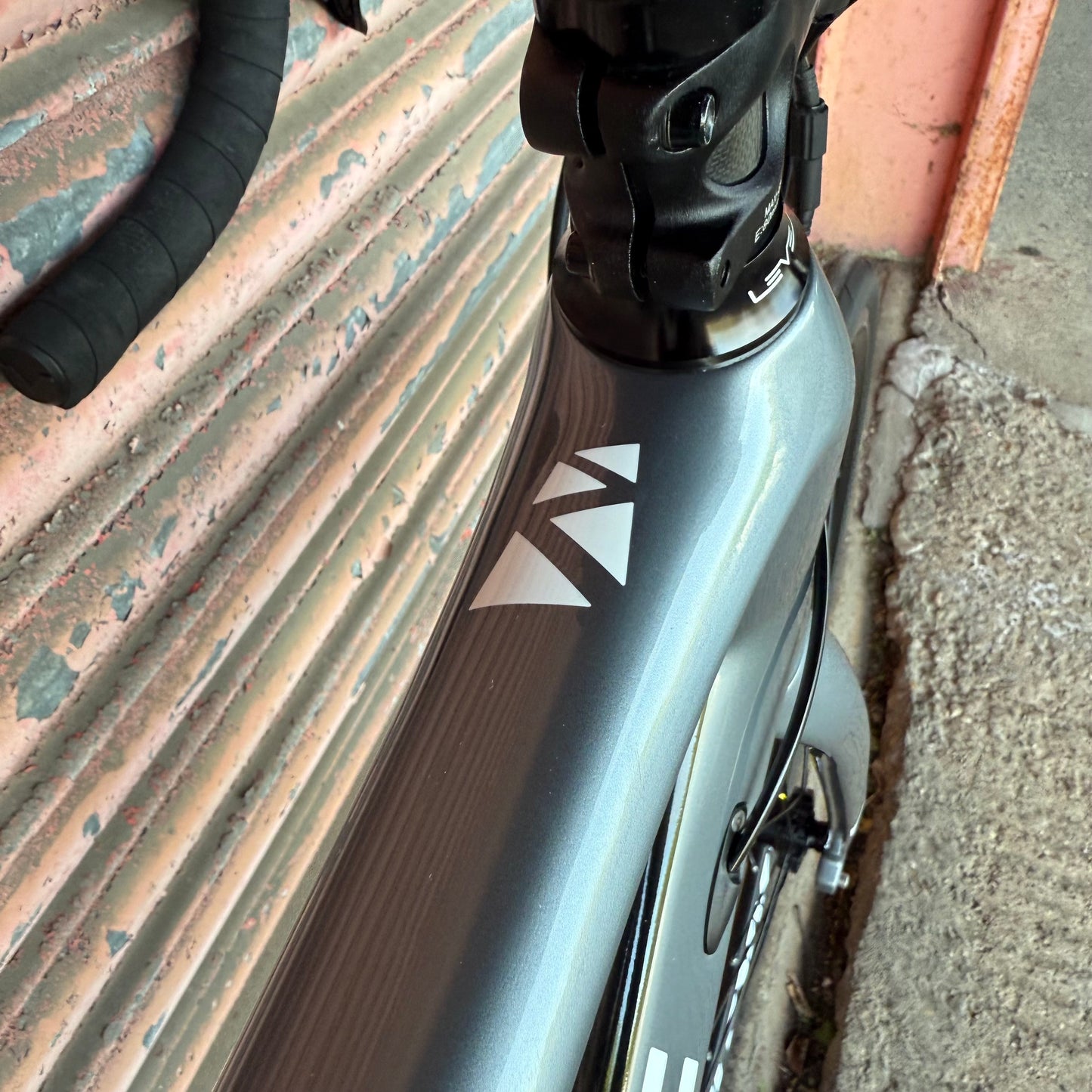 Ribble R872 Shimano 105 12 speed Carbon Disc Road Bike - 54cm