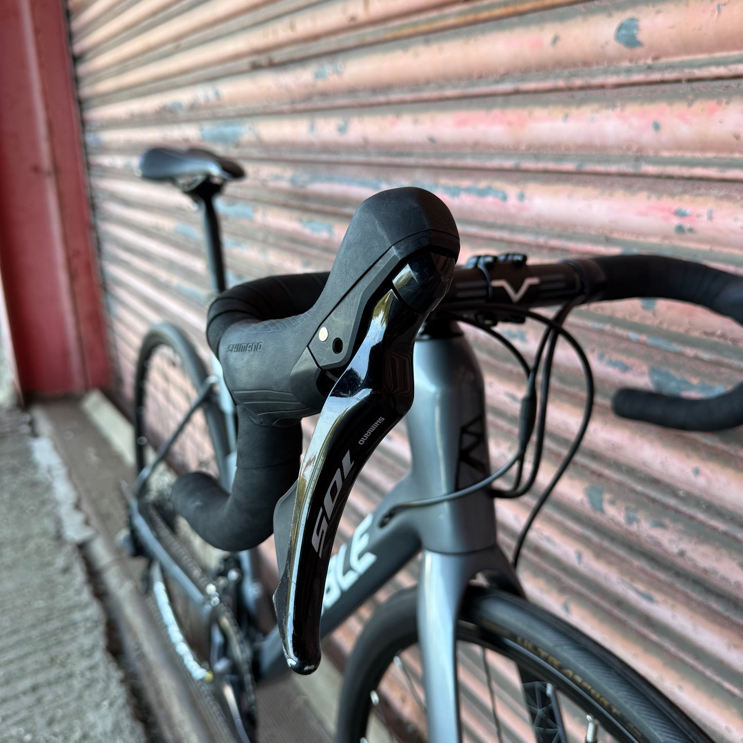 Ribble R872 Shimano 105 12 speed Carbon Disc Road Bike - 54cm