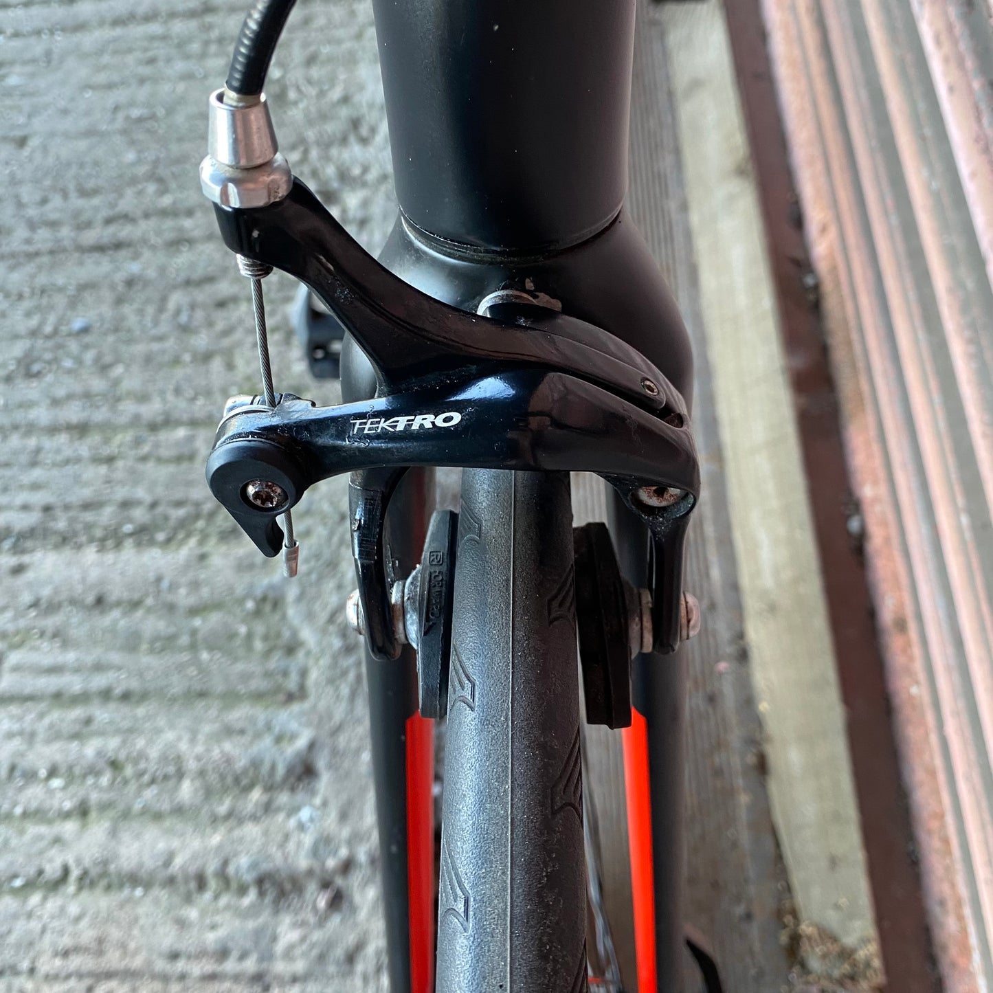 Pinnacle Laterite 105 Aluminium Road Bike - 54cm