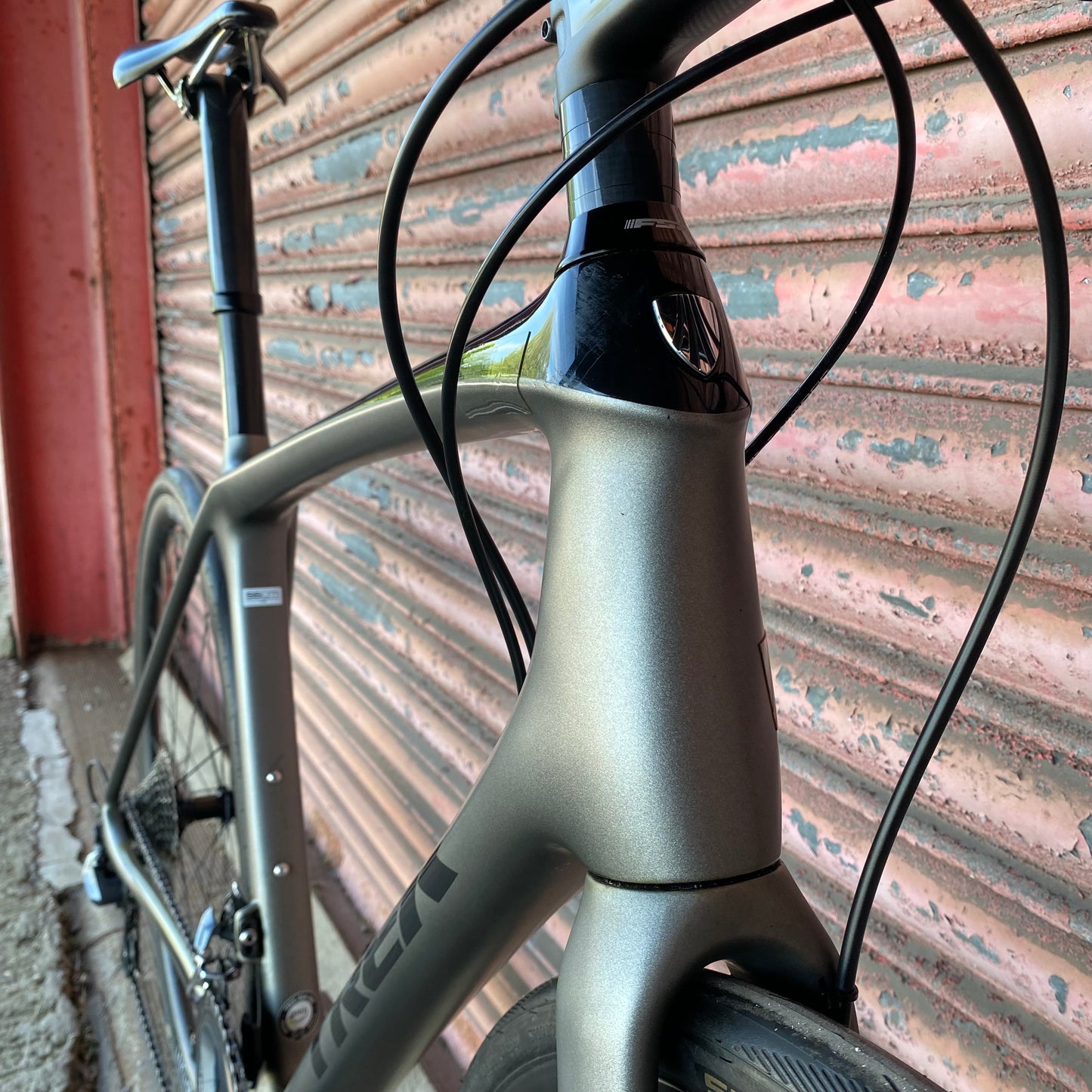Trek Emonda SLR Ultegra Carbon Disc Road Bike - 56cm