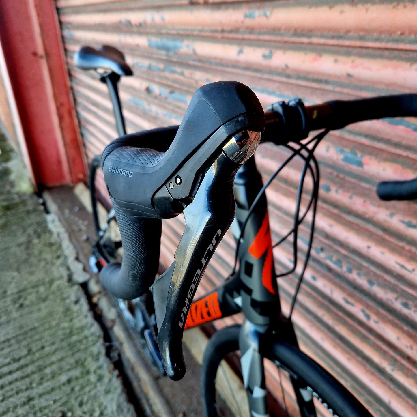 Specialized Tarmac SL6 Expert Camo Ultegra Disc Carbon Road Bike 61cm