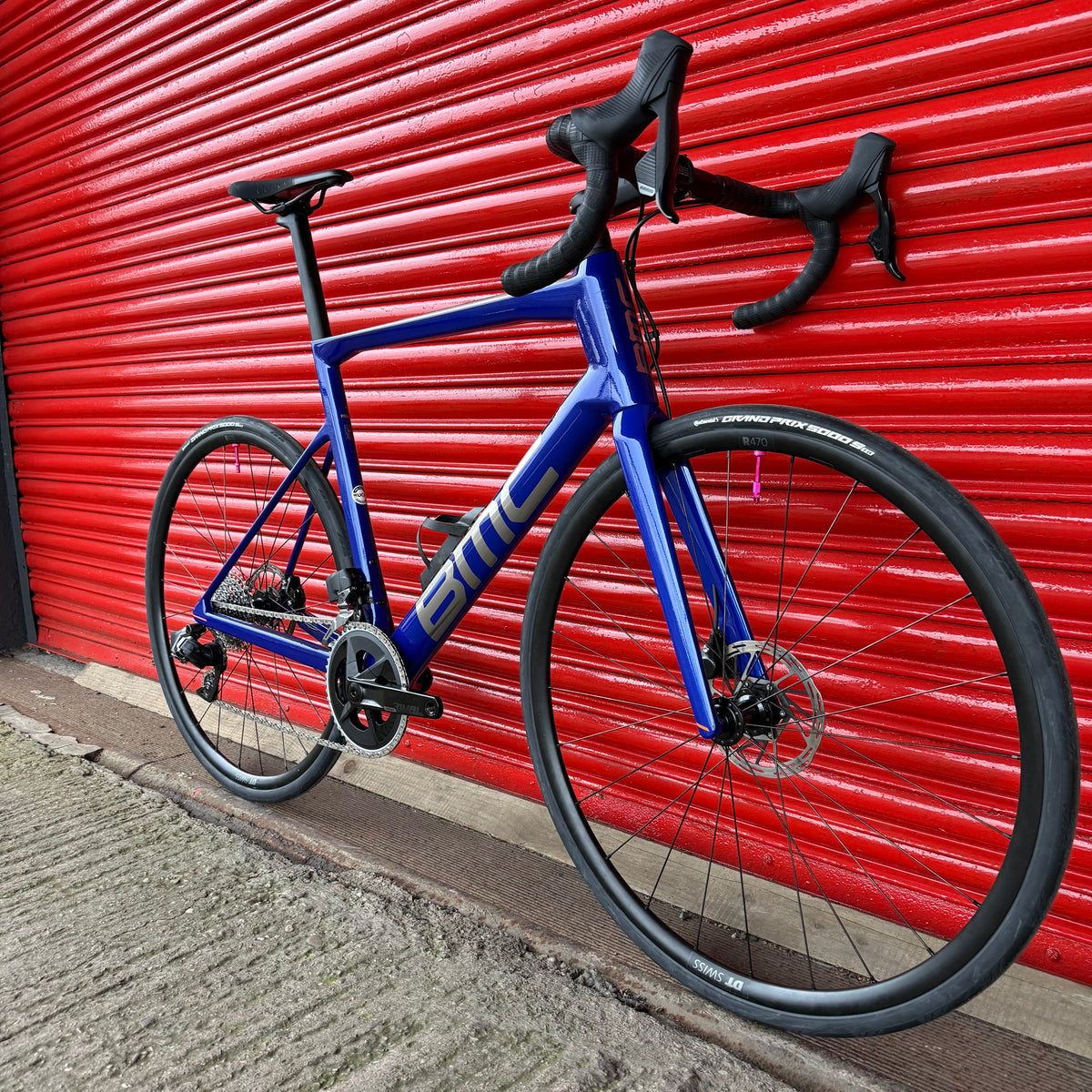 BMC TeamMachine SLR SRAM Rival AXS Carbon Disc Road Bike - 58cm