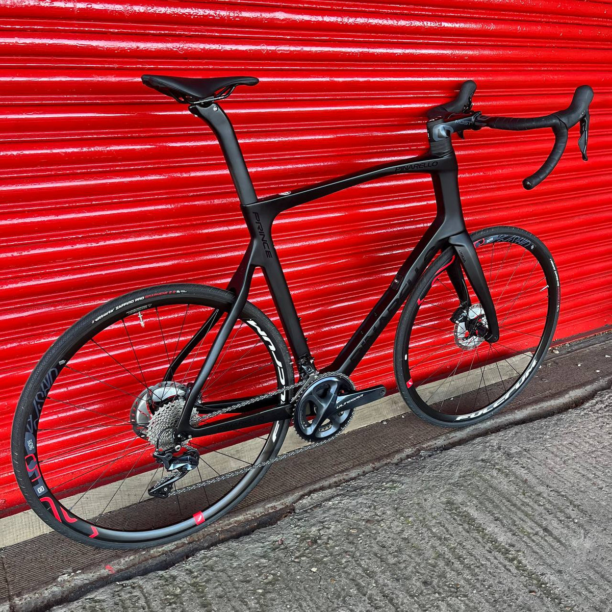 Pinarello Prince Ultegra Carbon Disc Road Bike - 60cm