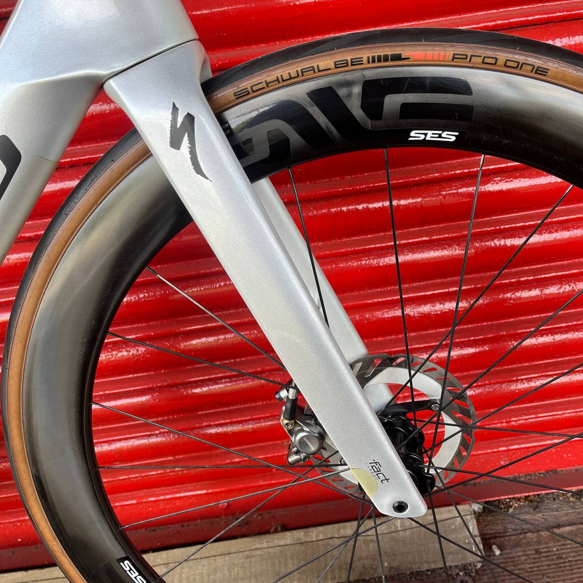 Specialized Venge S-Works Venge Disc - SRAM Red eTap AXS Carbon Road Bike 54cm