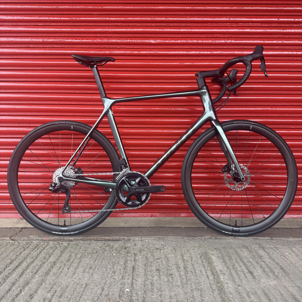 Giant TCR Advanced Pro Disc 1 Di2 Shimano 105 Carbon Road Bike XL 2024