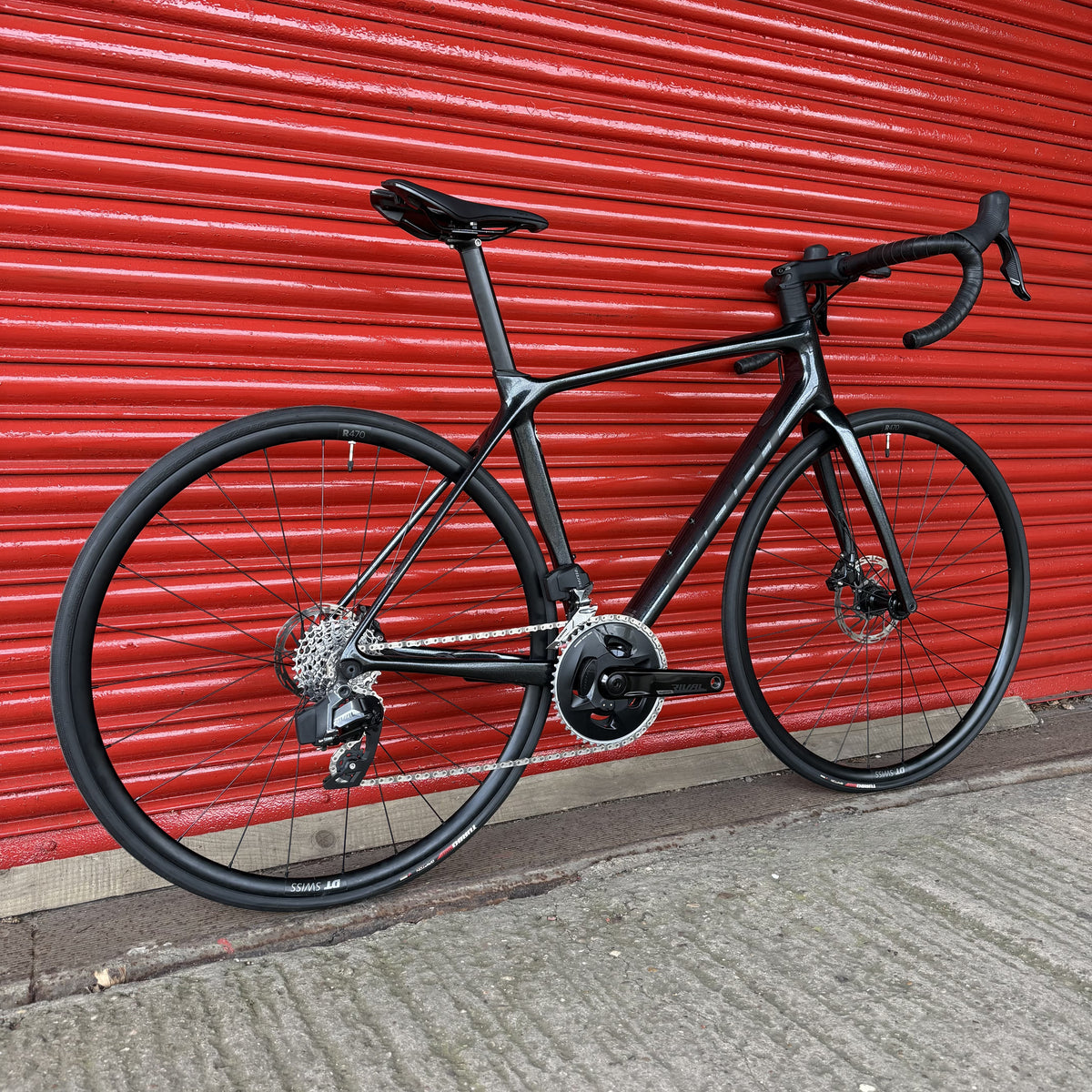Giant TCR Advanced Pro Disc 1 AX SRAM Rival AXS Carbon Road Bike Medium 2022