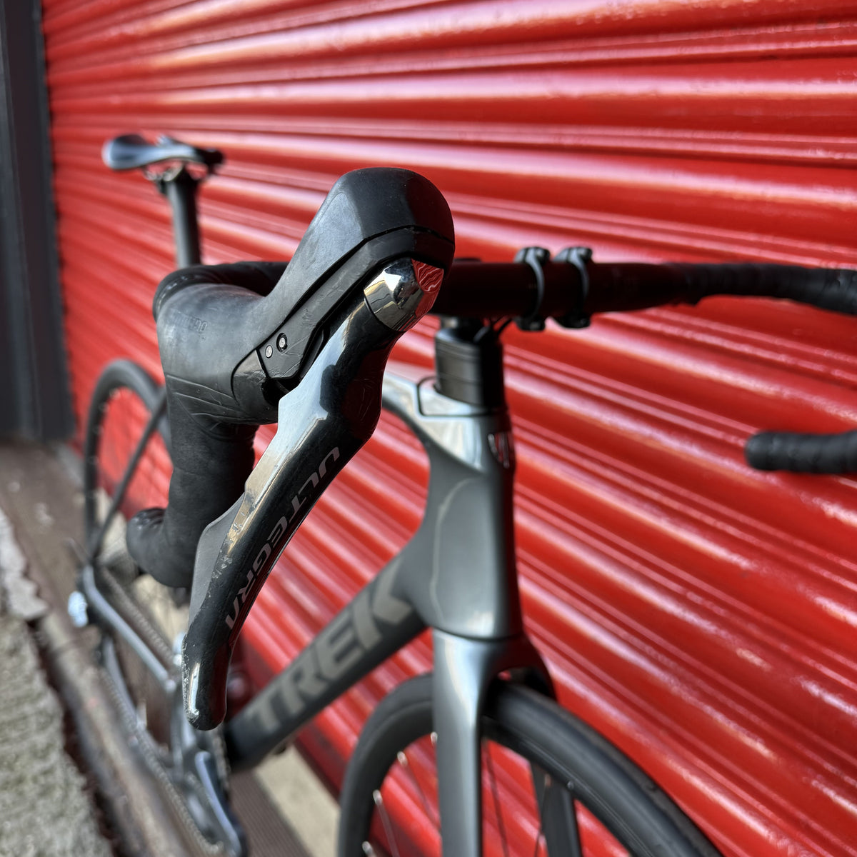 Trek Emonda SL 6 Disc Shimano Ultegra Carbon Road Bike 58cm 2022