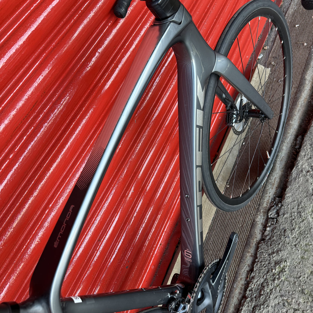 Trek Emonda SL 6 Disc Shimano Ultegra Carbon Road Bike 58cm 2022