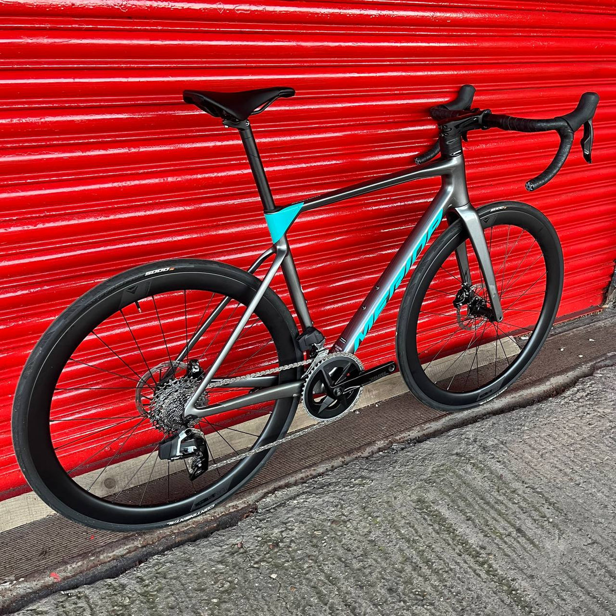 Merida Scultura 7000 SRAM Rival AXS Carbon Road Bike Medium 2024