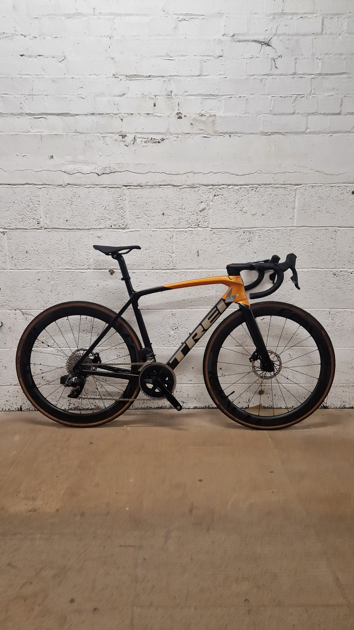 Trek Emonda SL7 SRAM Rival AXS Power Meter Carbon Disc Road Bike Roval CL50 54cm