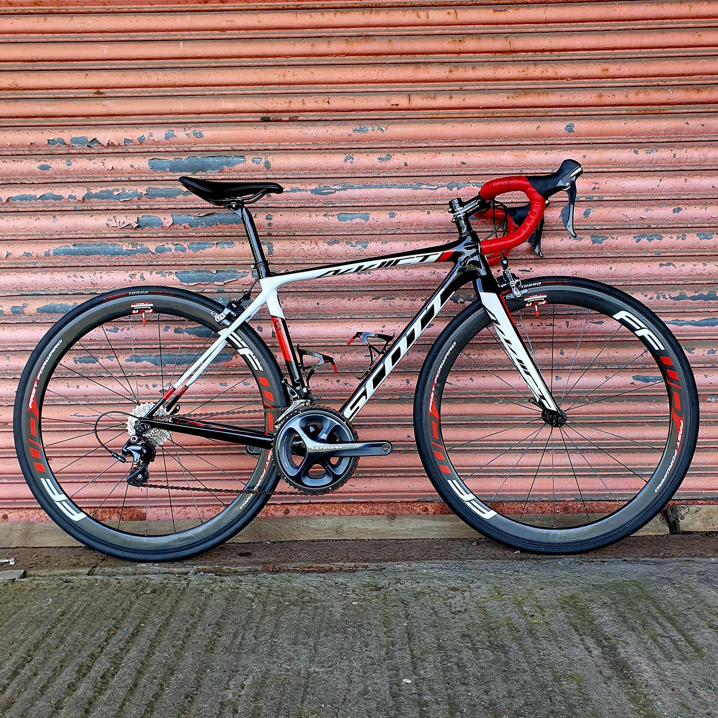 Scott Addict 20 Ultegra 11 speed Carbon Road Bike - 49cm XS