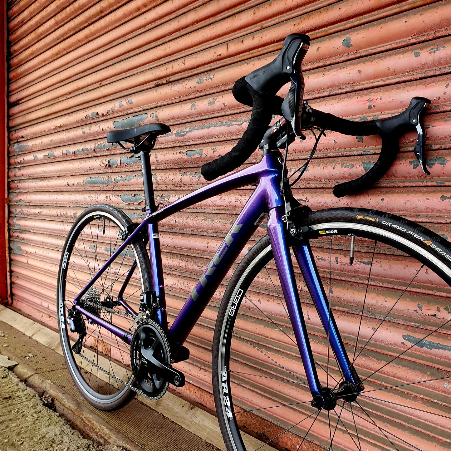 Trek Emonda ALR Ultegra Di2 Carbon Road Bike - 47cm