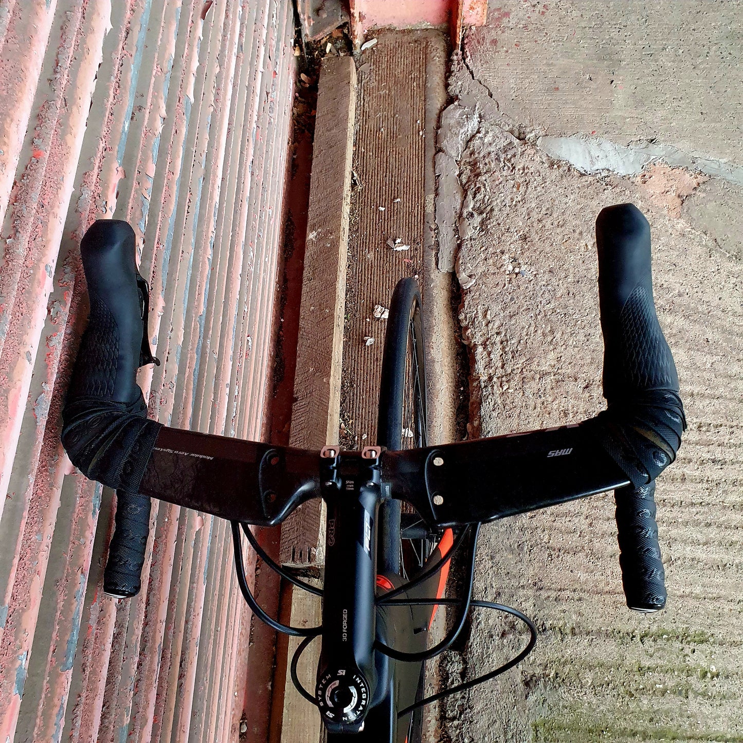 Cannondale SystemSix Carbon Ultegra Disc Aero Road Bike - 54cm