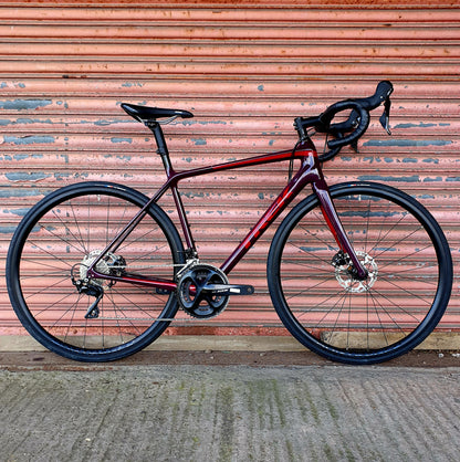 Trek Emonda SL5 Shimano 105 Carbon Disc Road Bike - 54cm