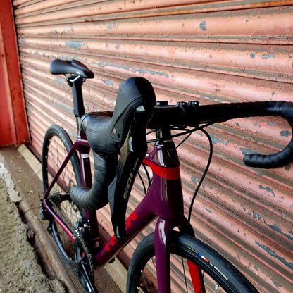 Trek Emonda SL5 Shimano 105 Carbon Disc Road Bike - 54cm
