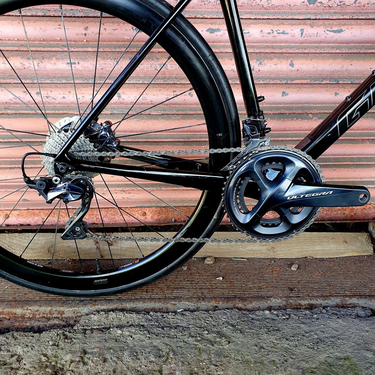 Giant TCR Advanced SL Ultegra Carbon Disc Road Bike - M 54cm
