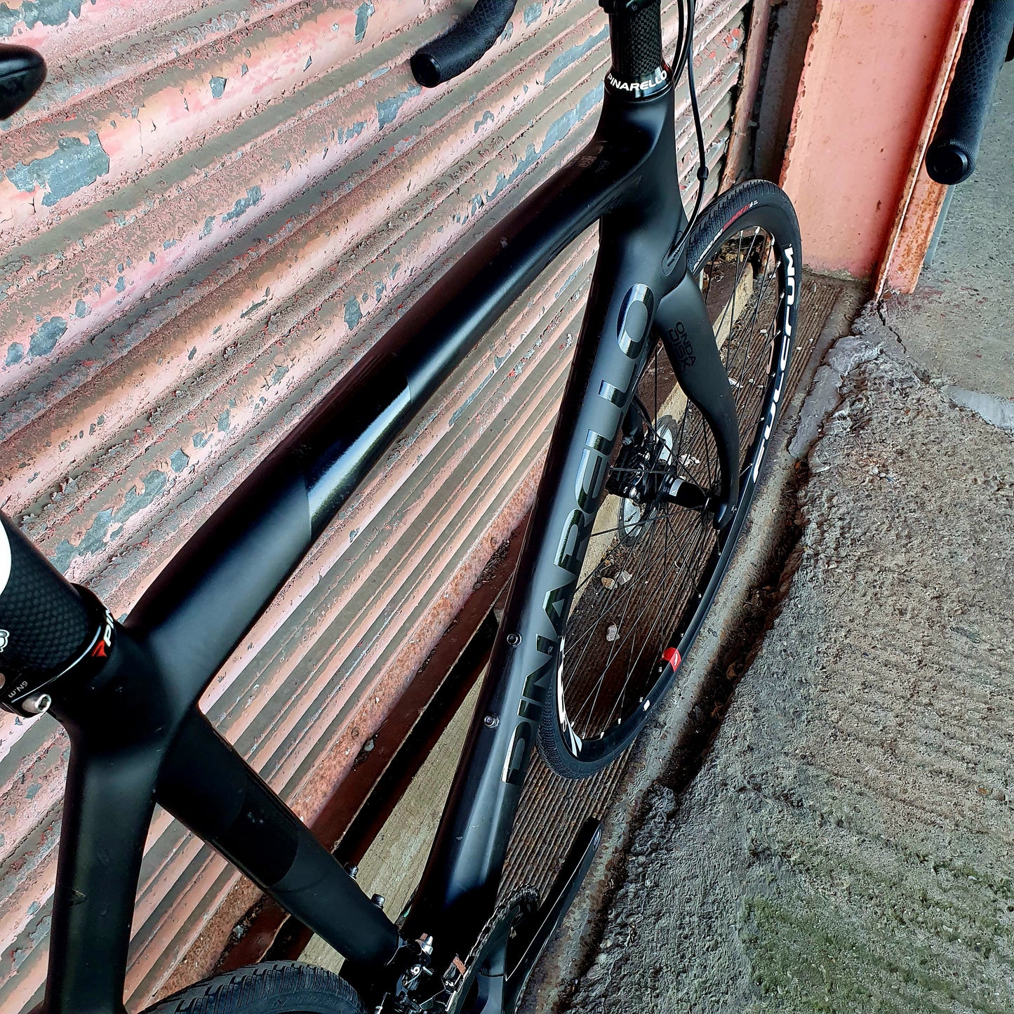 Pinarello Razha Shimano 105 Carbon Disc Road Bike - 60cm