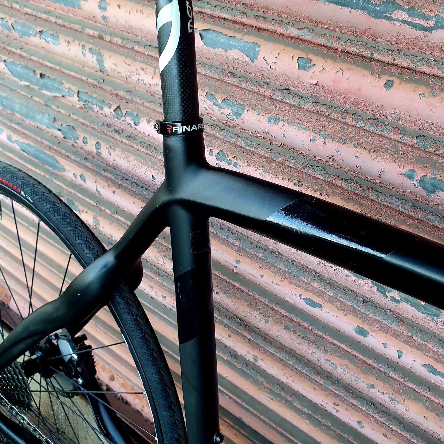 Pinarello Razha Shimano 105 Carbon Disc Road Bike - 60cm