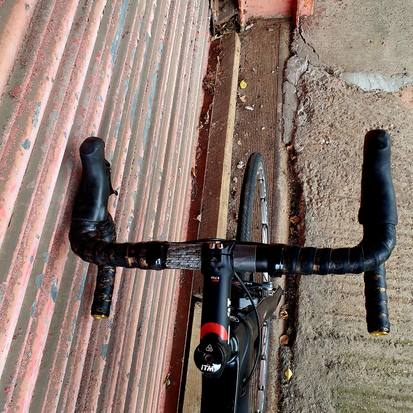 Ribble R872 Ultegra Carbon Road Bike - 54cm