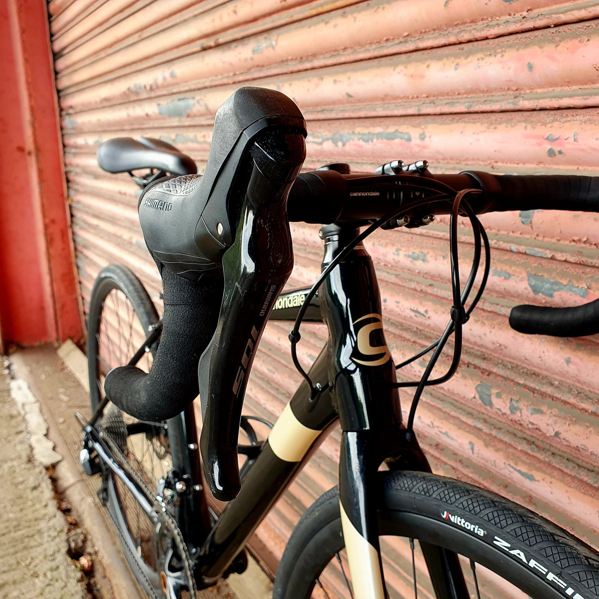 Cannondale Synapse AL Disc Shimano 105 Road/Gravel Bike - 51cm