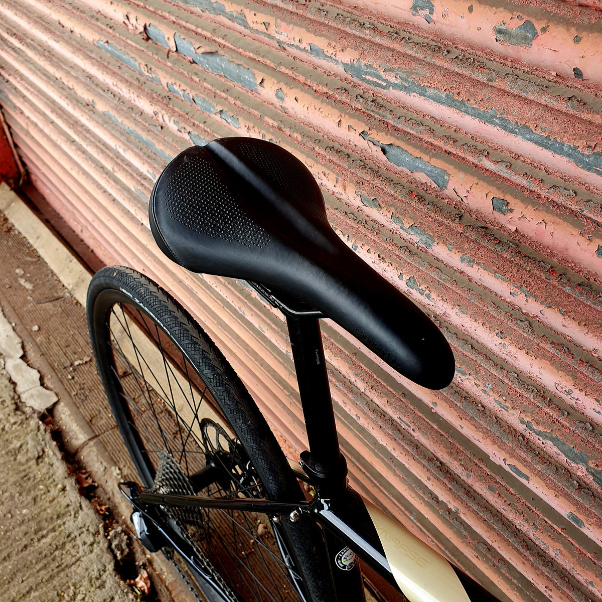 Cannondale Synapse AL Disc Shimano 105 Road/Gravel Bike - 51cm