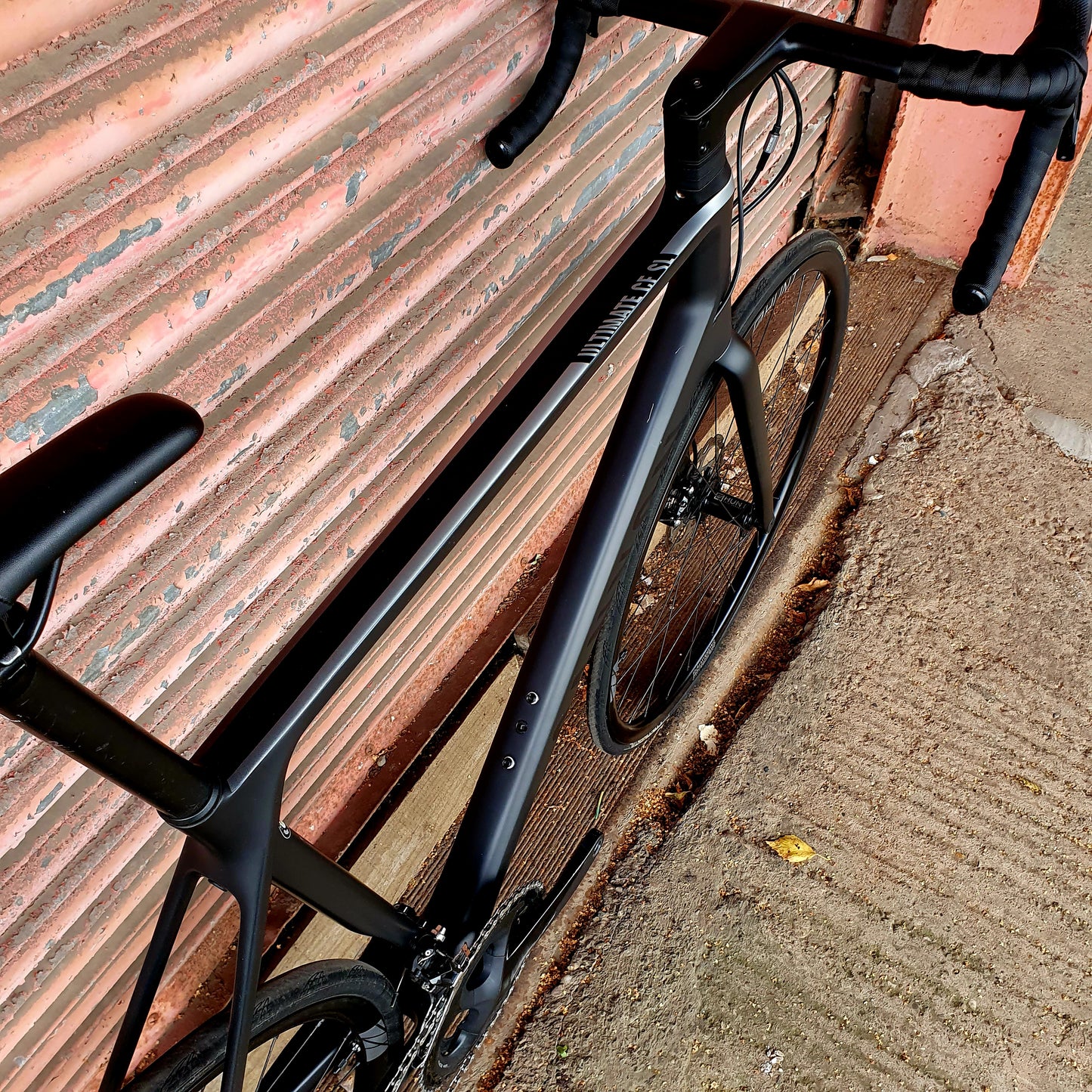 Canyon Ultimate CF SL Shimano 105 Carbon Disc Road Bike - XL 61cm
