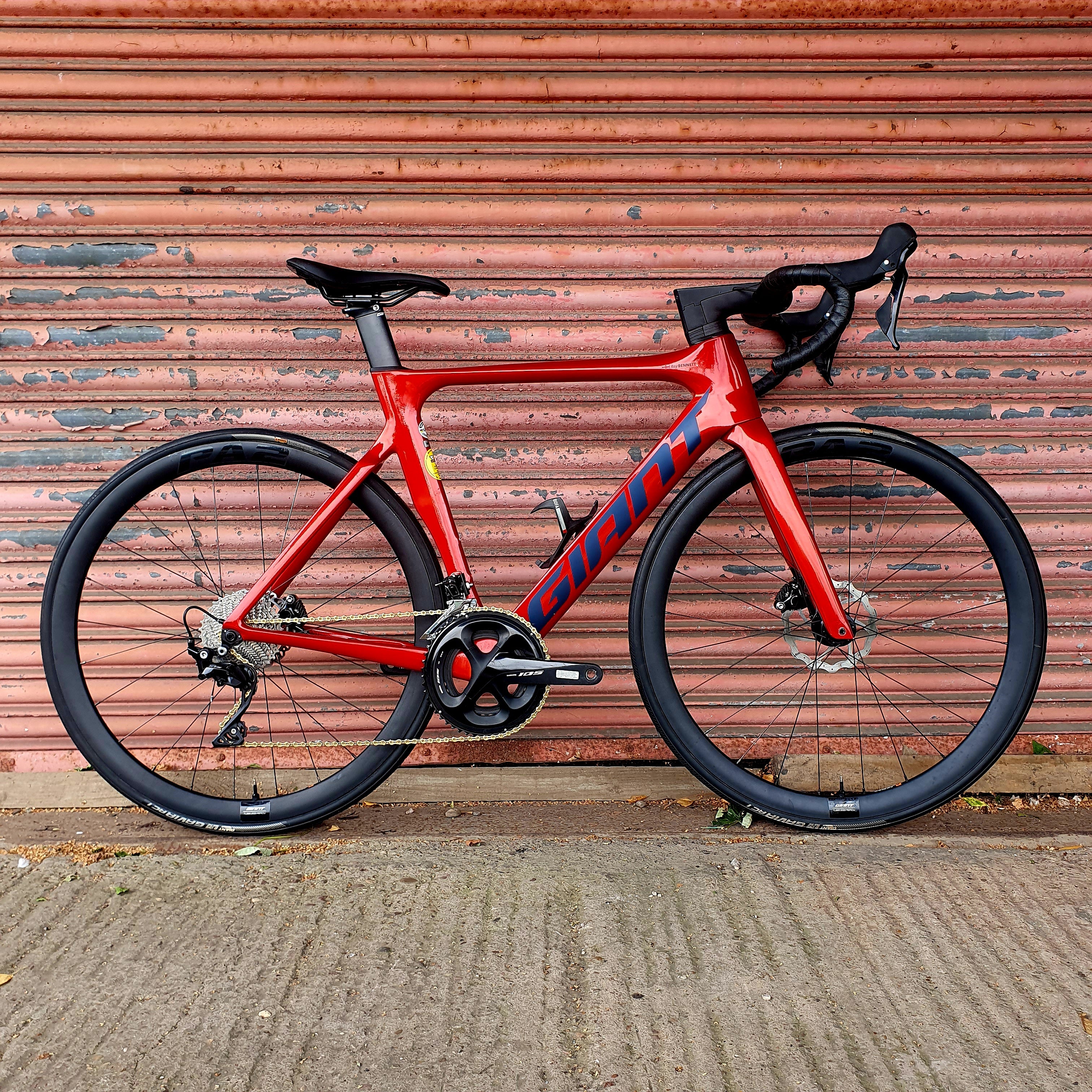 Giant Propel Advanced 2 Shimano 105 Carbon Aero Road Bike - M 54cm ...