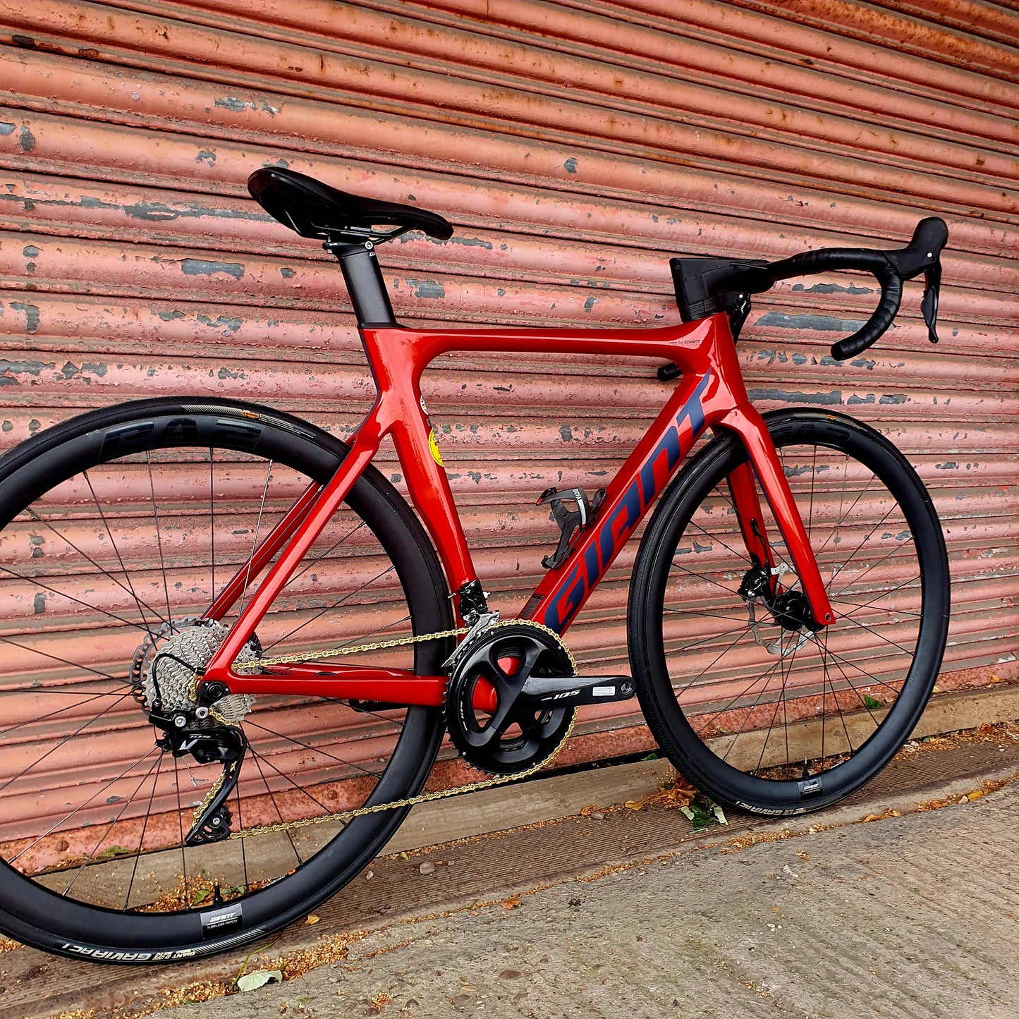 Giant Propel Advanced 2 Shimano 105 Carbon Aero Road Bike - M 54cm