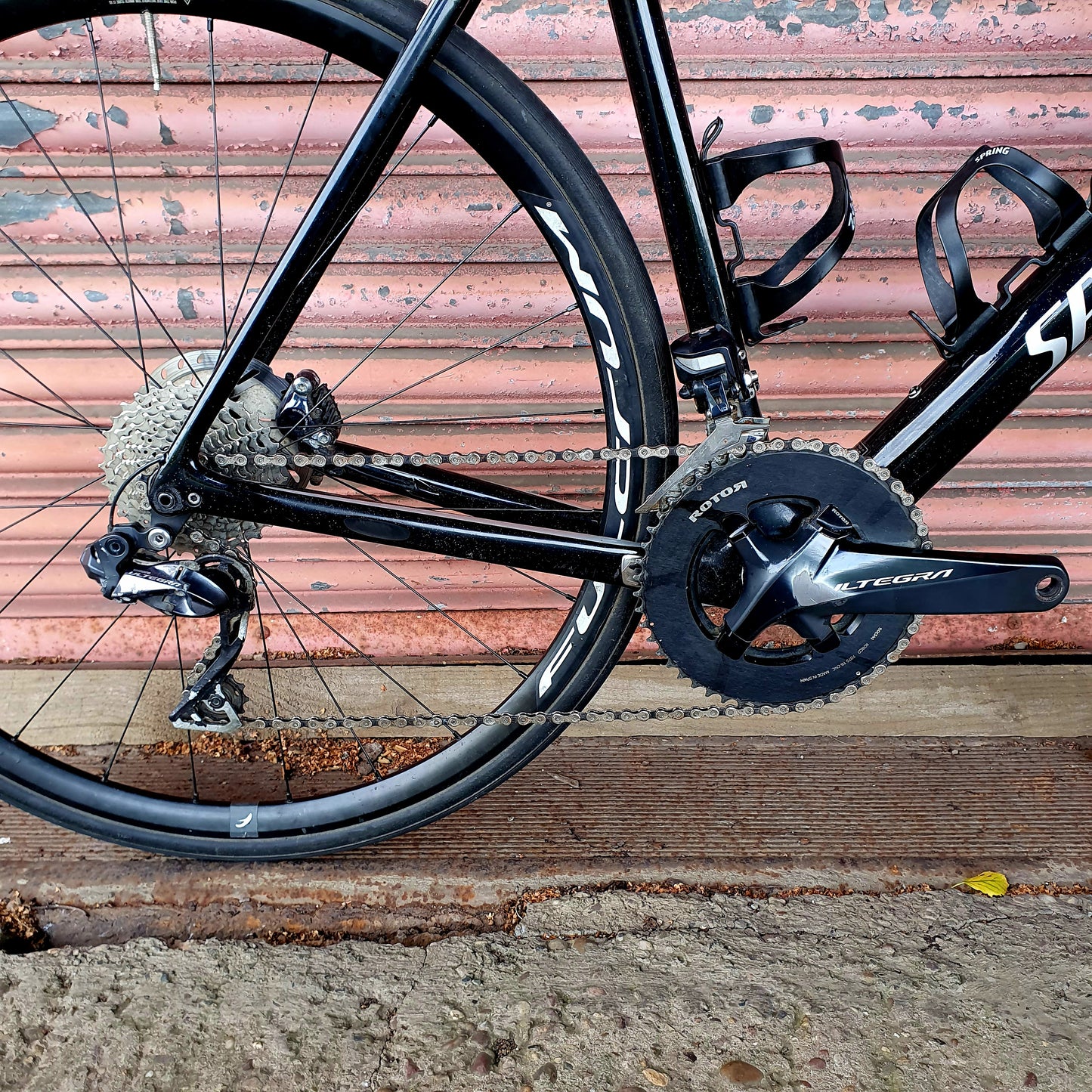 Specialized Roubaix Expert Ultegra Di2 Carbon Disc Road Bike - 61cm