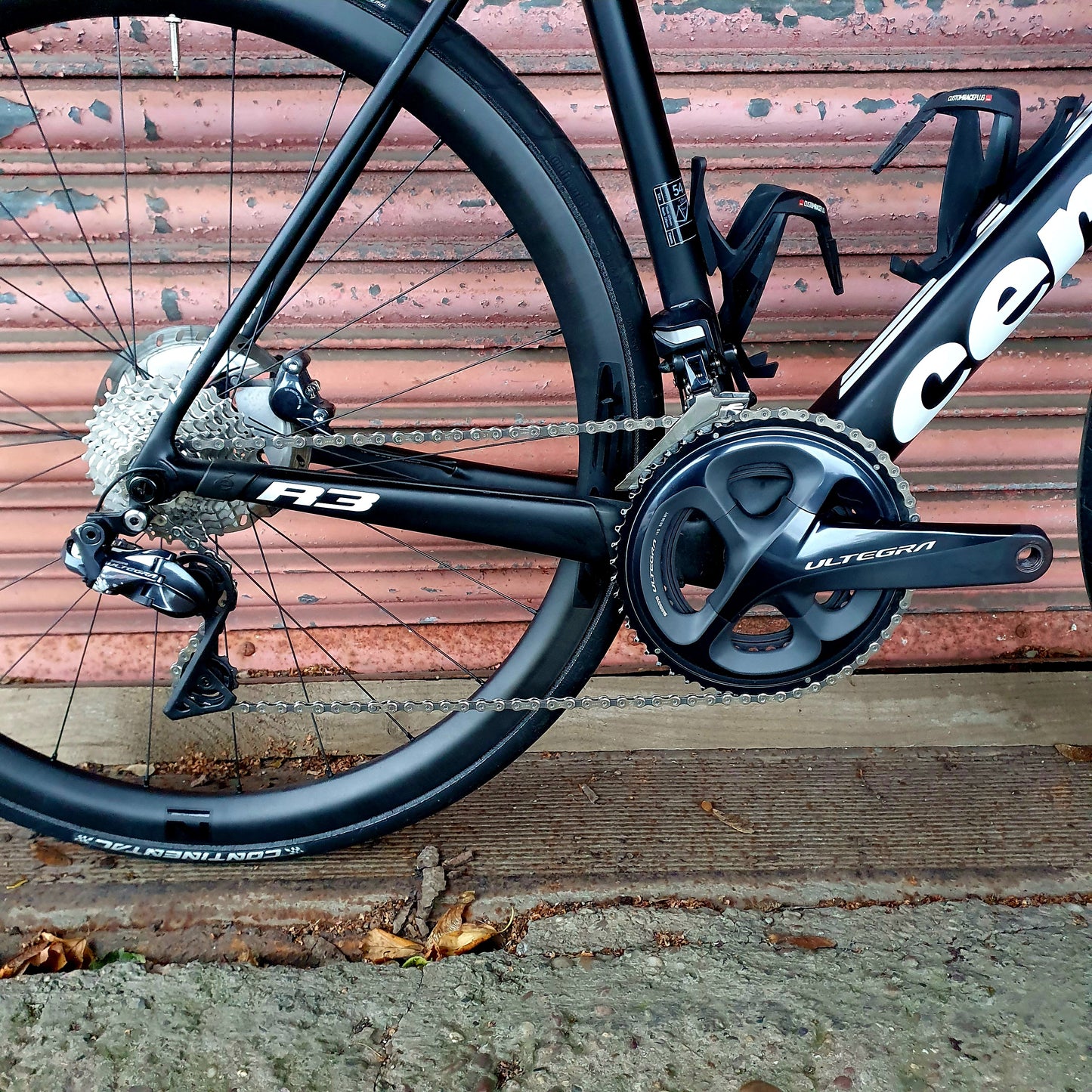 Cervelo R3 Ultegra Di2 Carbon Disc Road Bike - 54cm