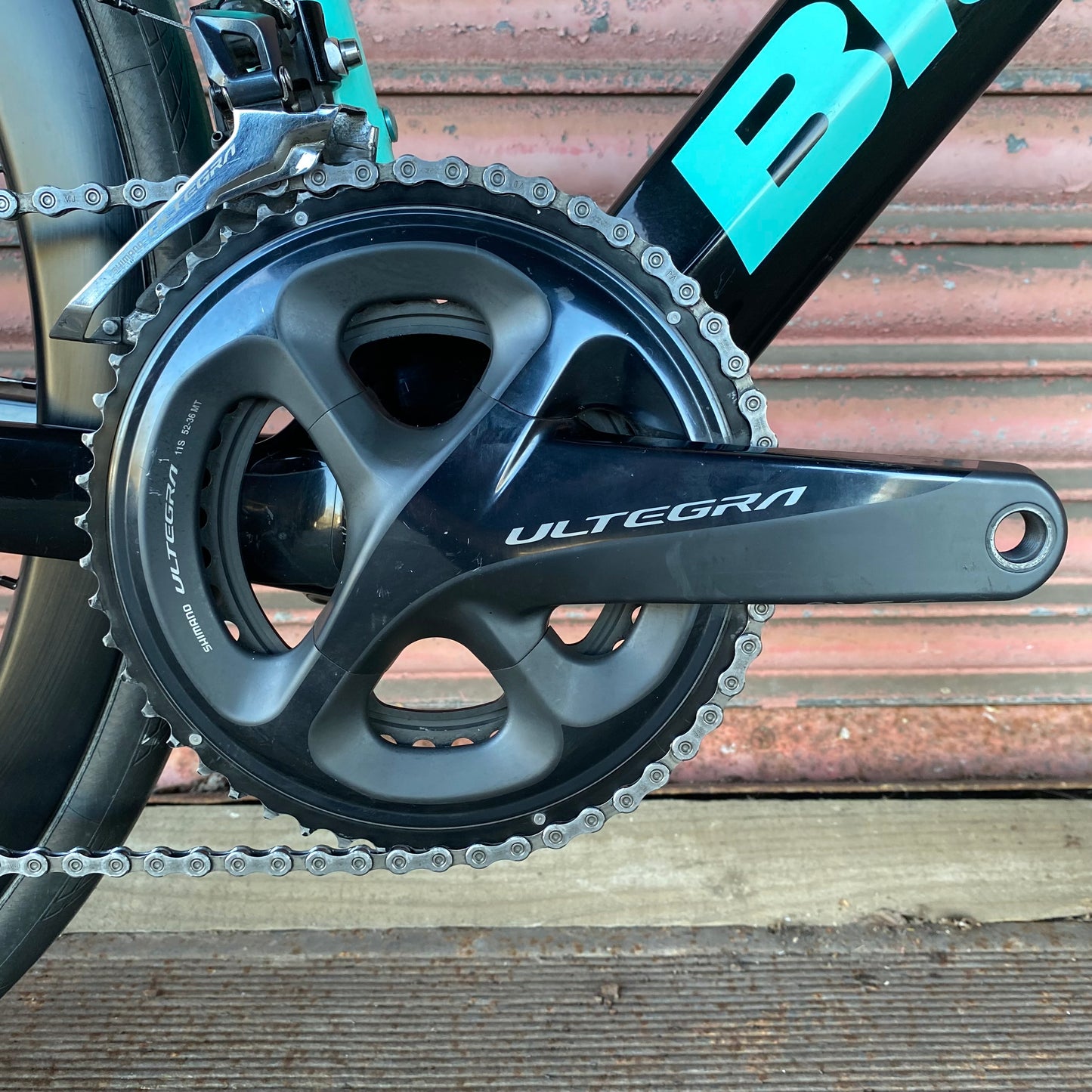 Bianchi Oltre XR4 CV Ultegra Carbon Aero Disc Road Bike - 50cm